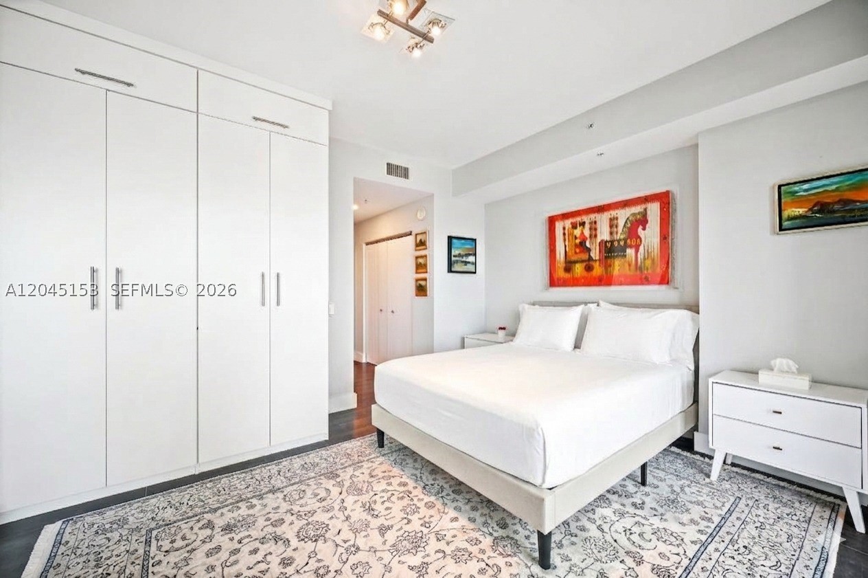 image Infinity at Brickell17