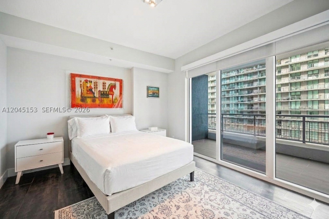 image Infinity at Brickell19