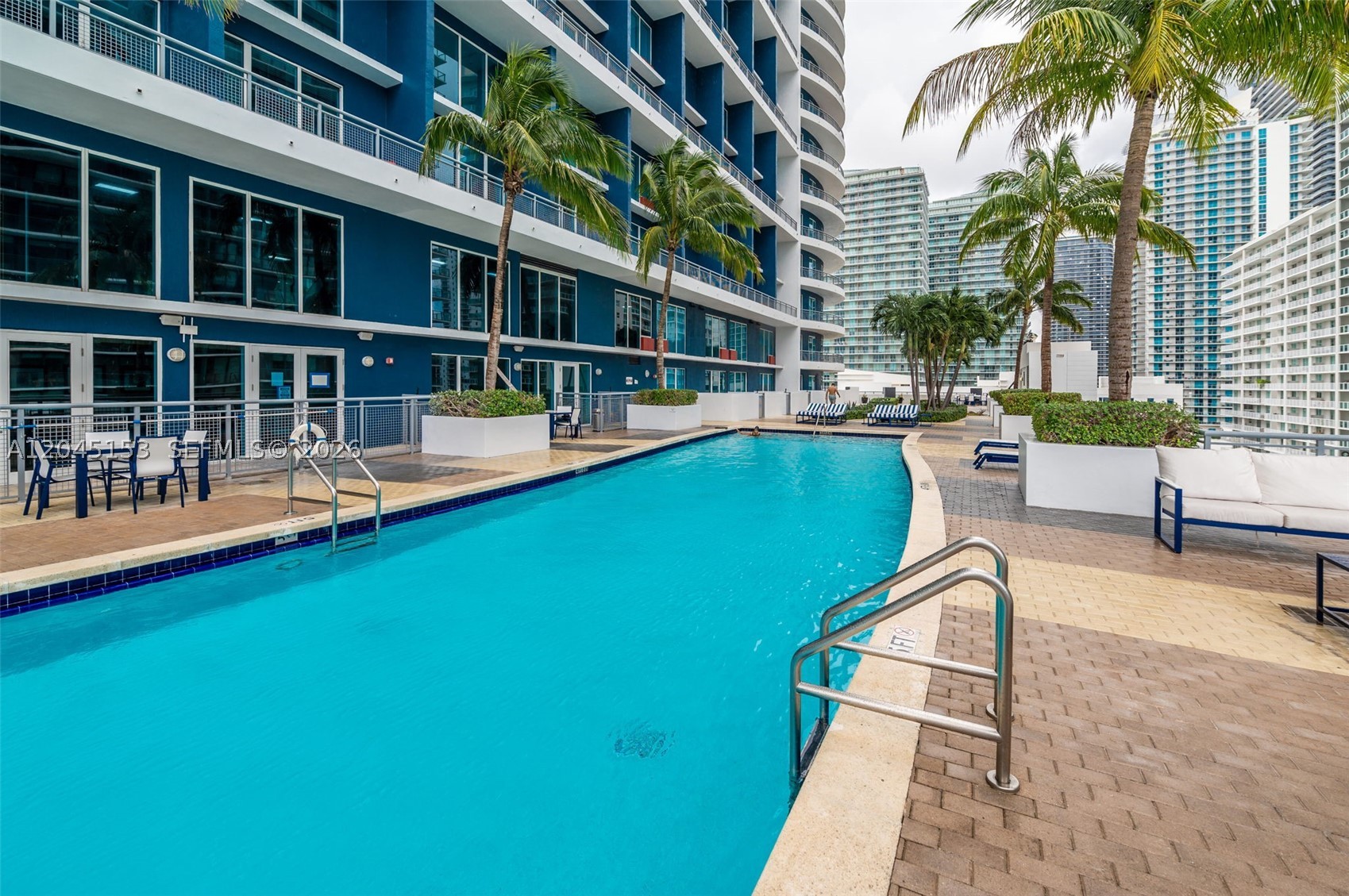 image Infinity at Brickell55