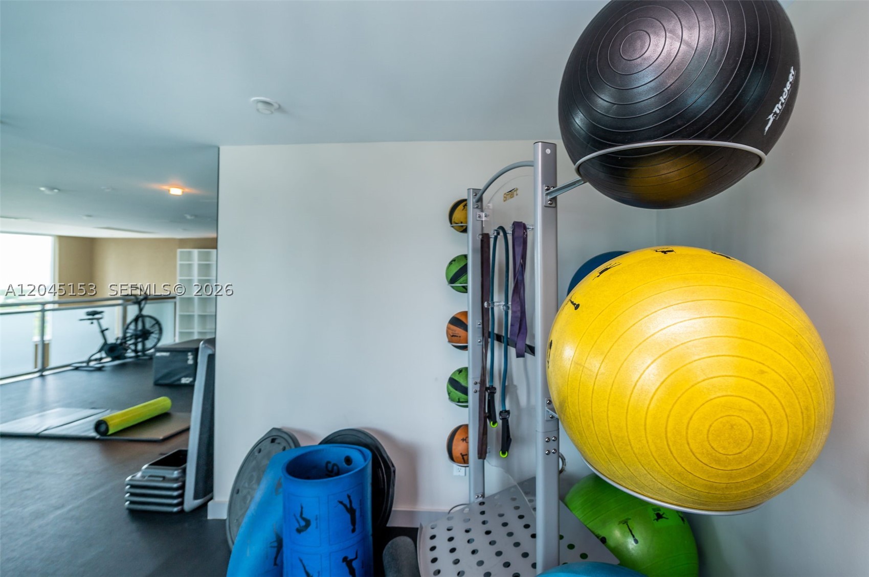 image Infinity at Brickell75