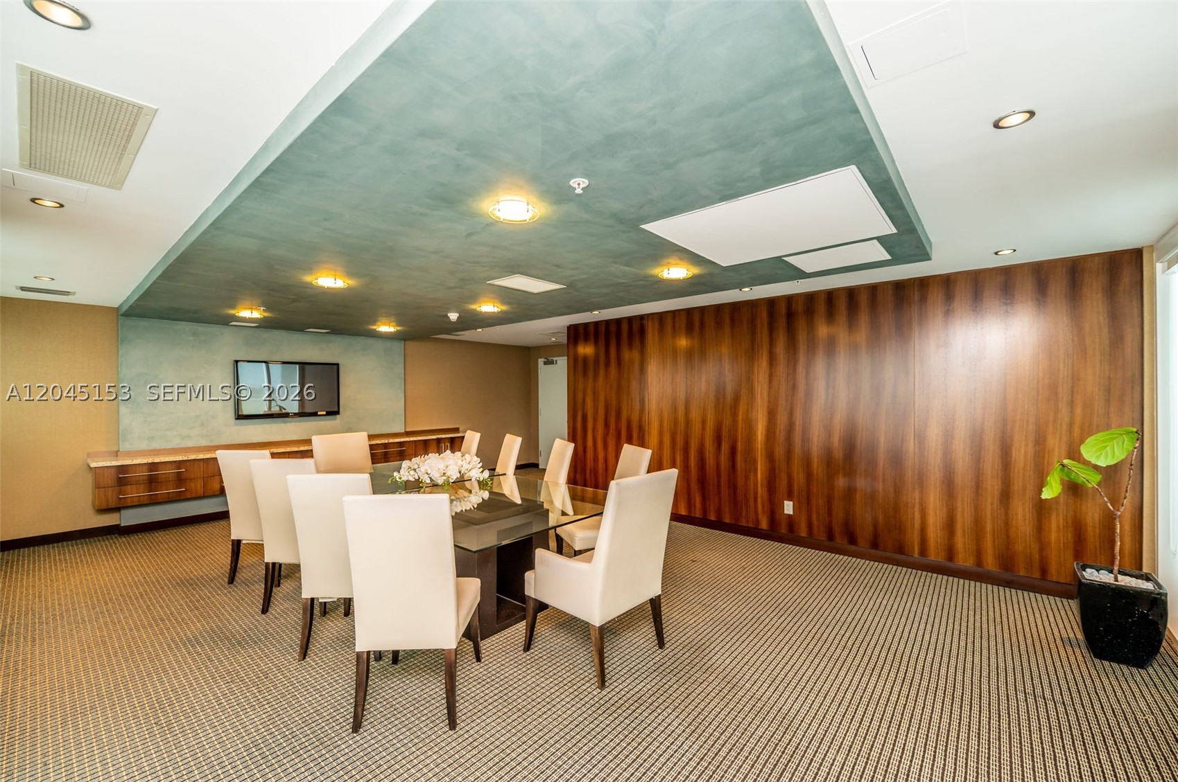 image Infinity at Brickell81