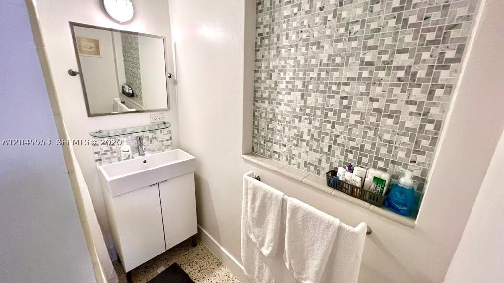Undisclosed Address Lauderdale By The Sea, FL 33308