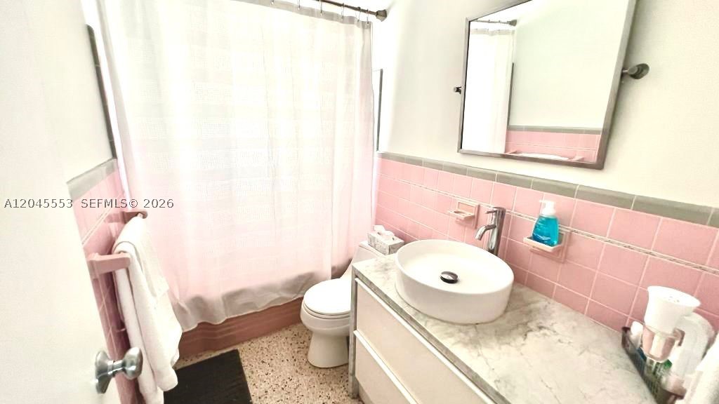 Undisclosed Address Lauderdale By The Sea, FL 33308
