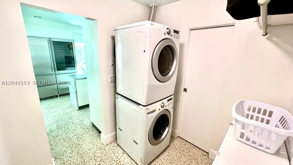 Undisclosed Address Lauderdale By The Sea, FL 33308