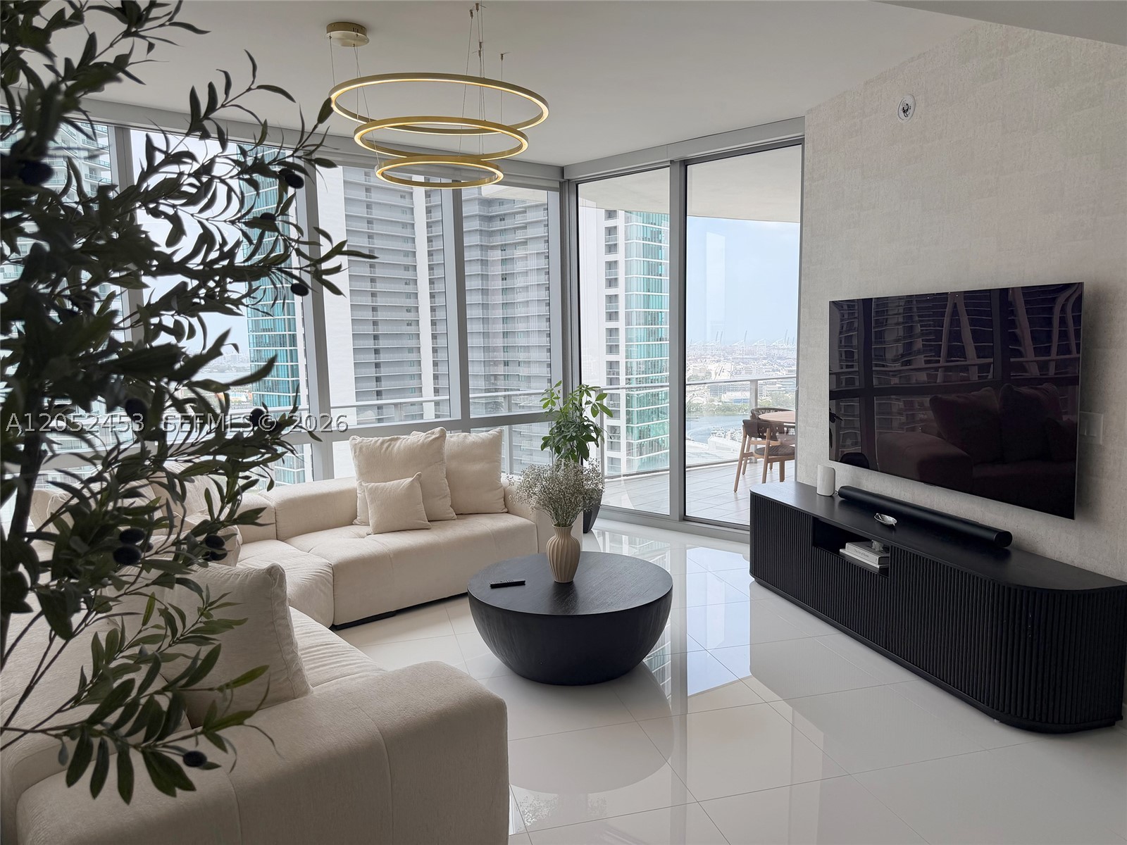 image Paramount Miami Worldcenter19