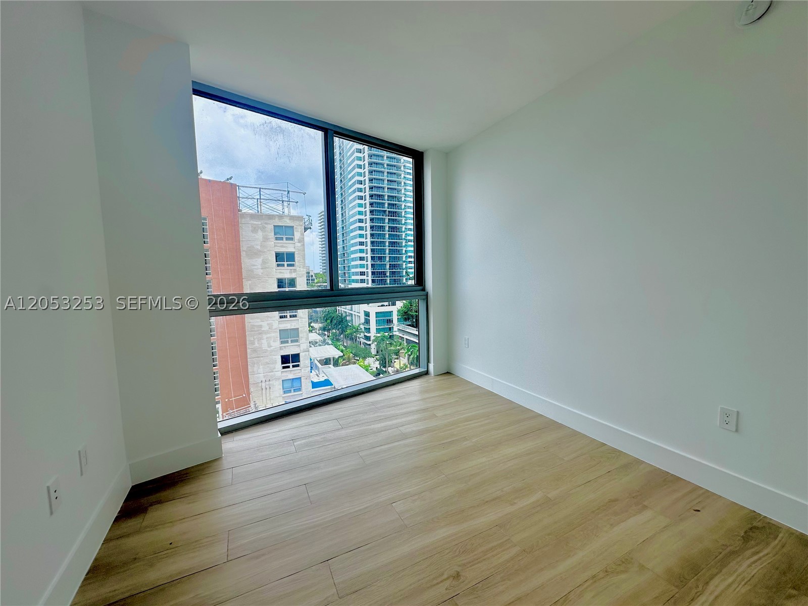 image The Standard Residences Midtown Miami9