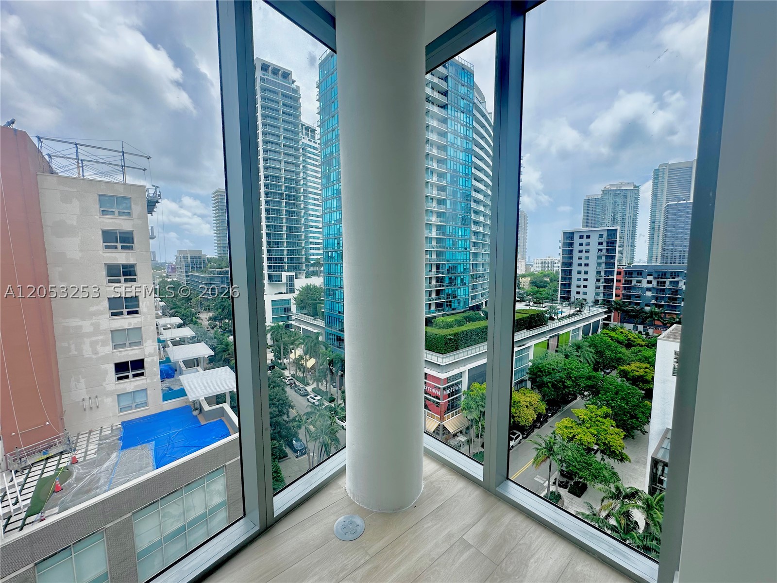 image The Standard Residences Midtown Miami8