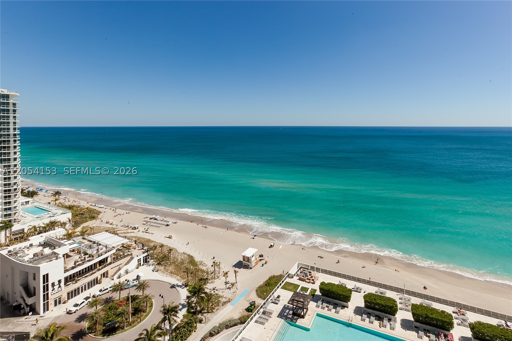 image Beach Club 146