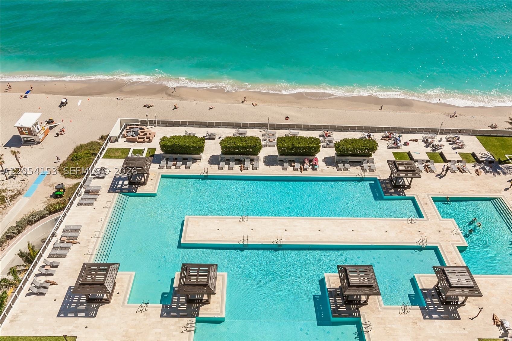 image Beach Club 149