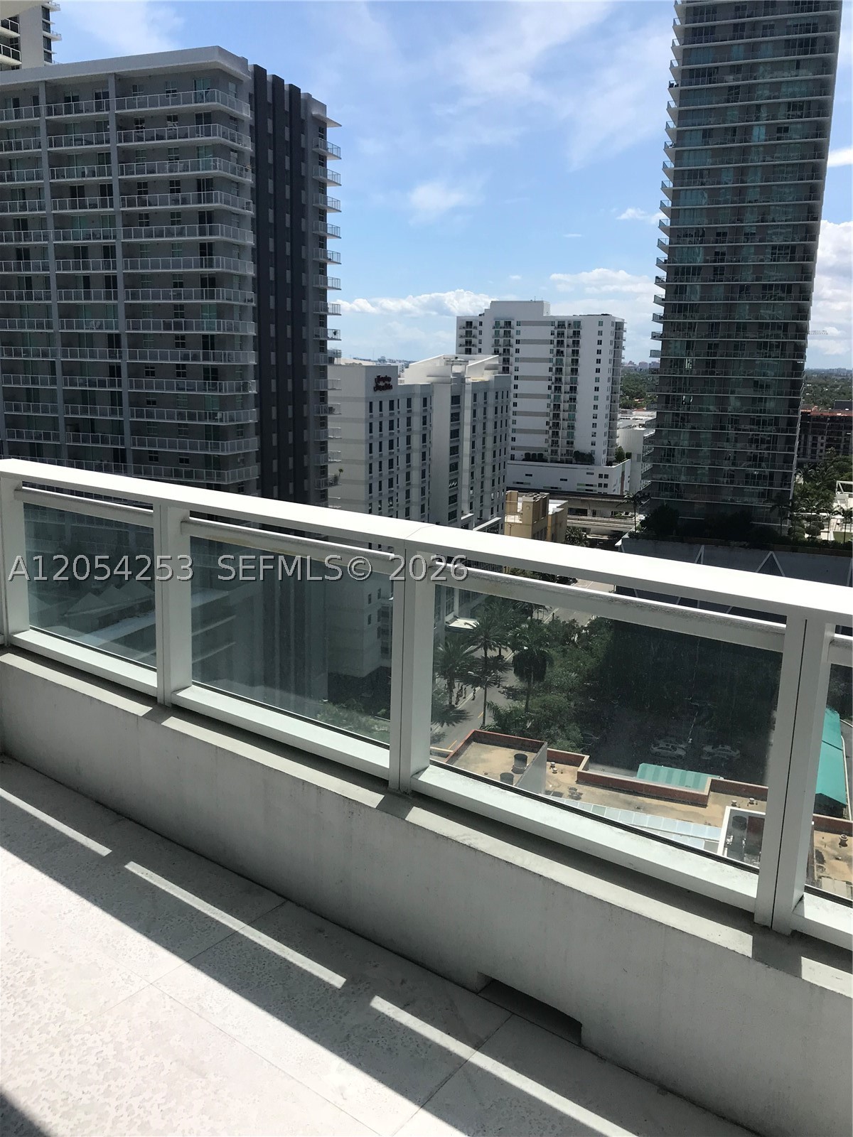 1080 Brickell Ave #1607 Miami, FL 33131
