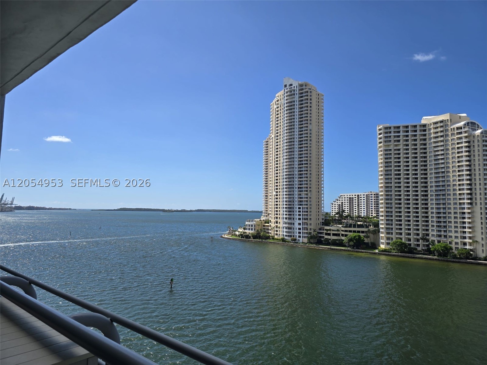 335 S Biscayne Blvd #907