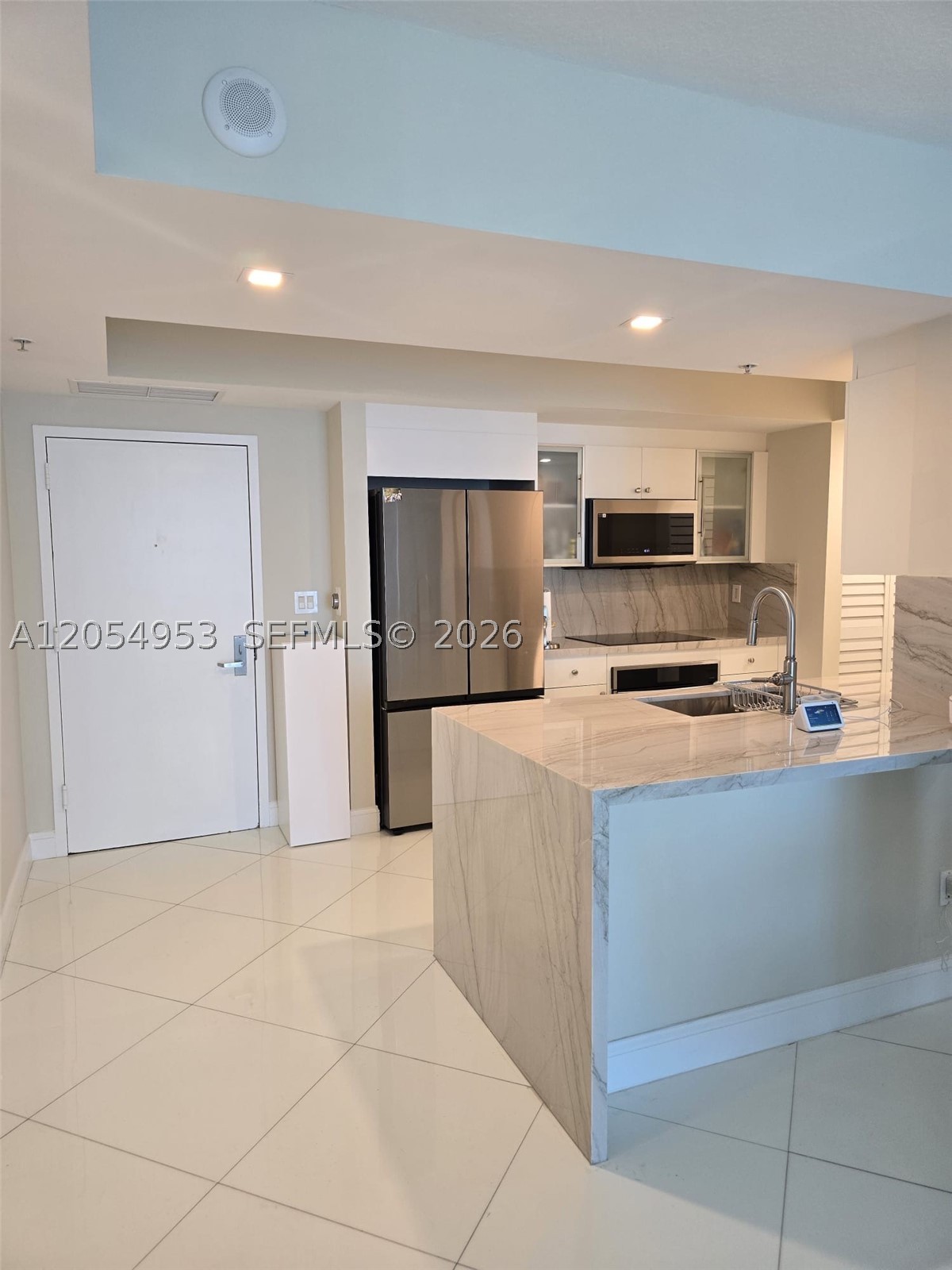 335 S Biscayne Blvd #907 Miami, FL 33131
