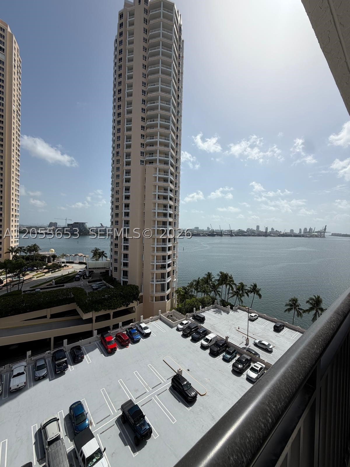 540 Brickell Key Dr #1418 Miami, FL 33131