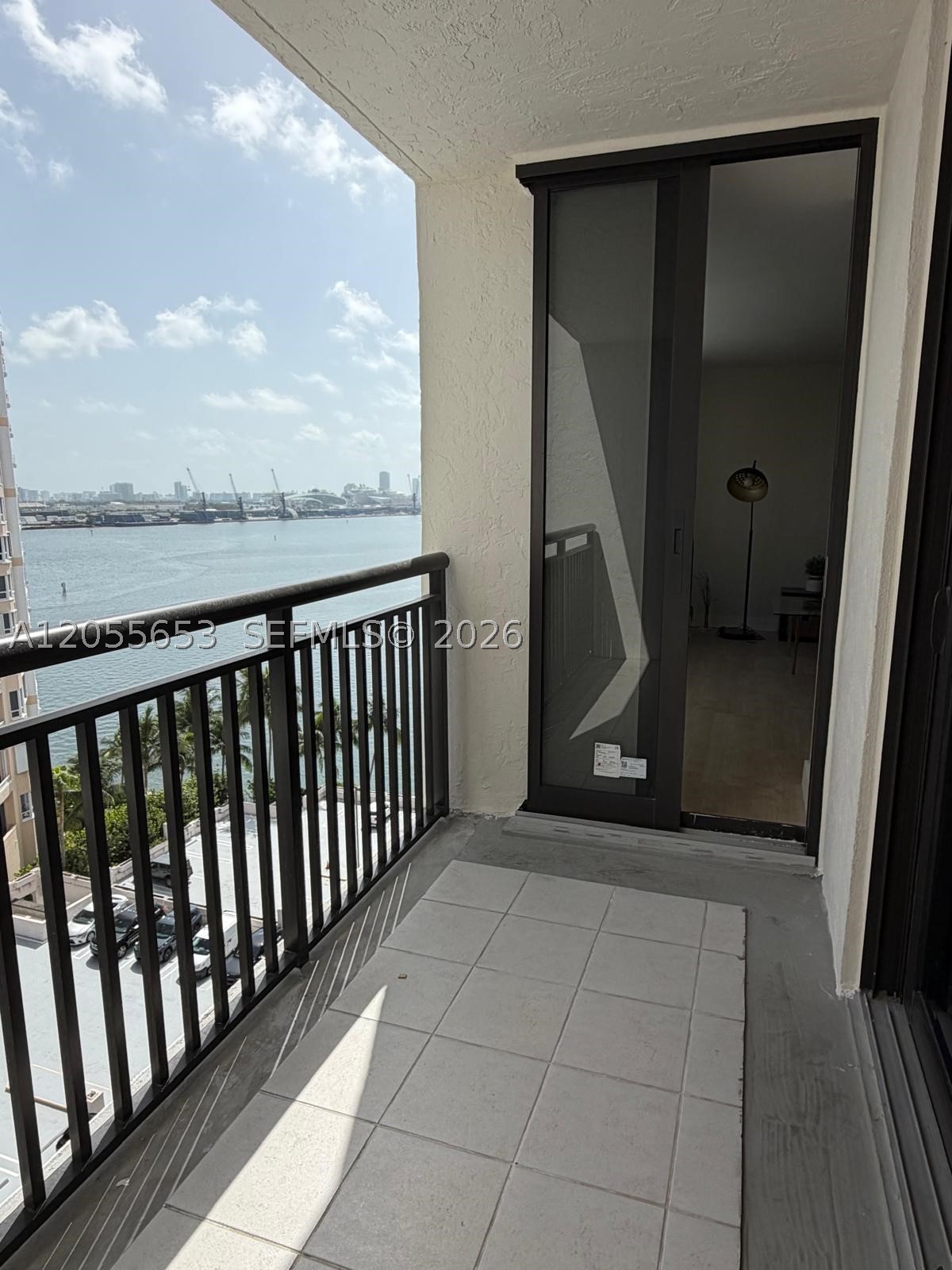540 Brickell Key Dr #1418 Miami, FL 33131