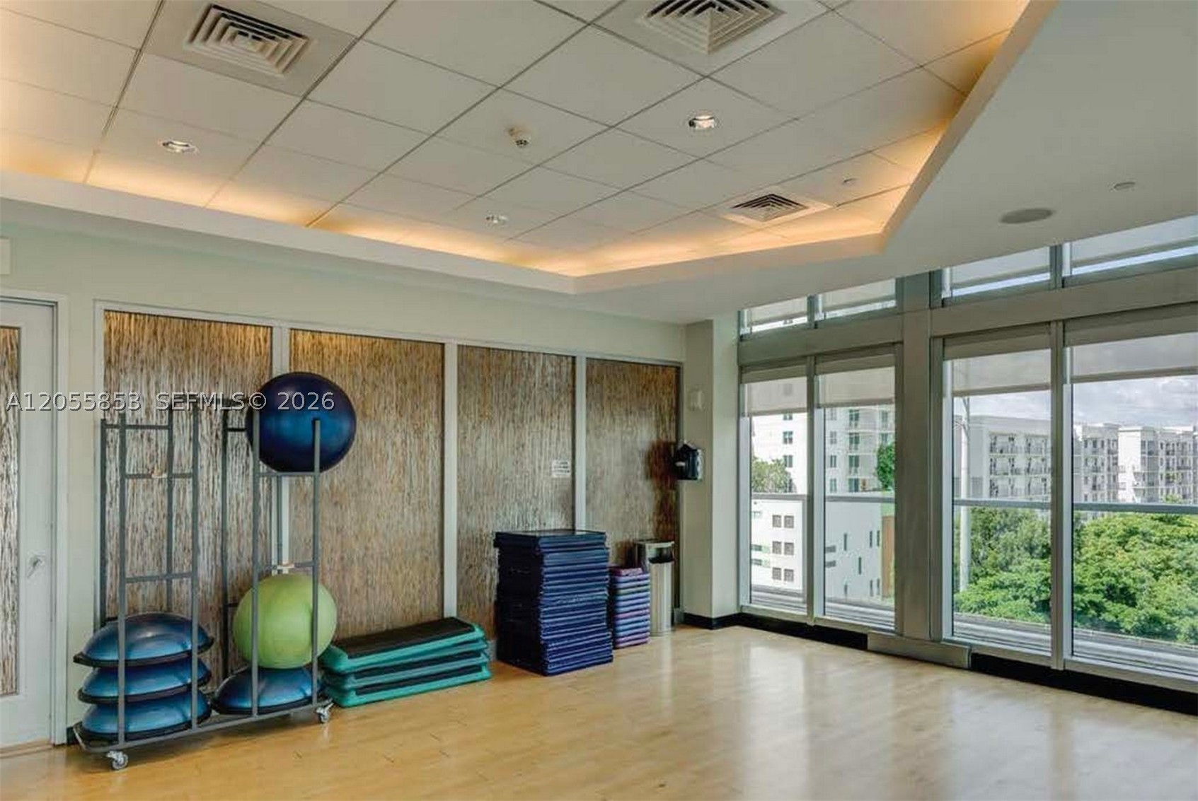 image Axis on Brickell South9