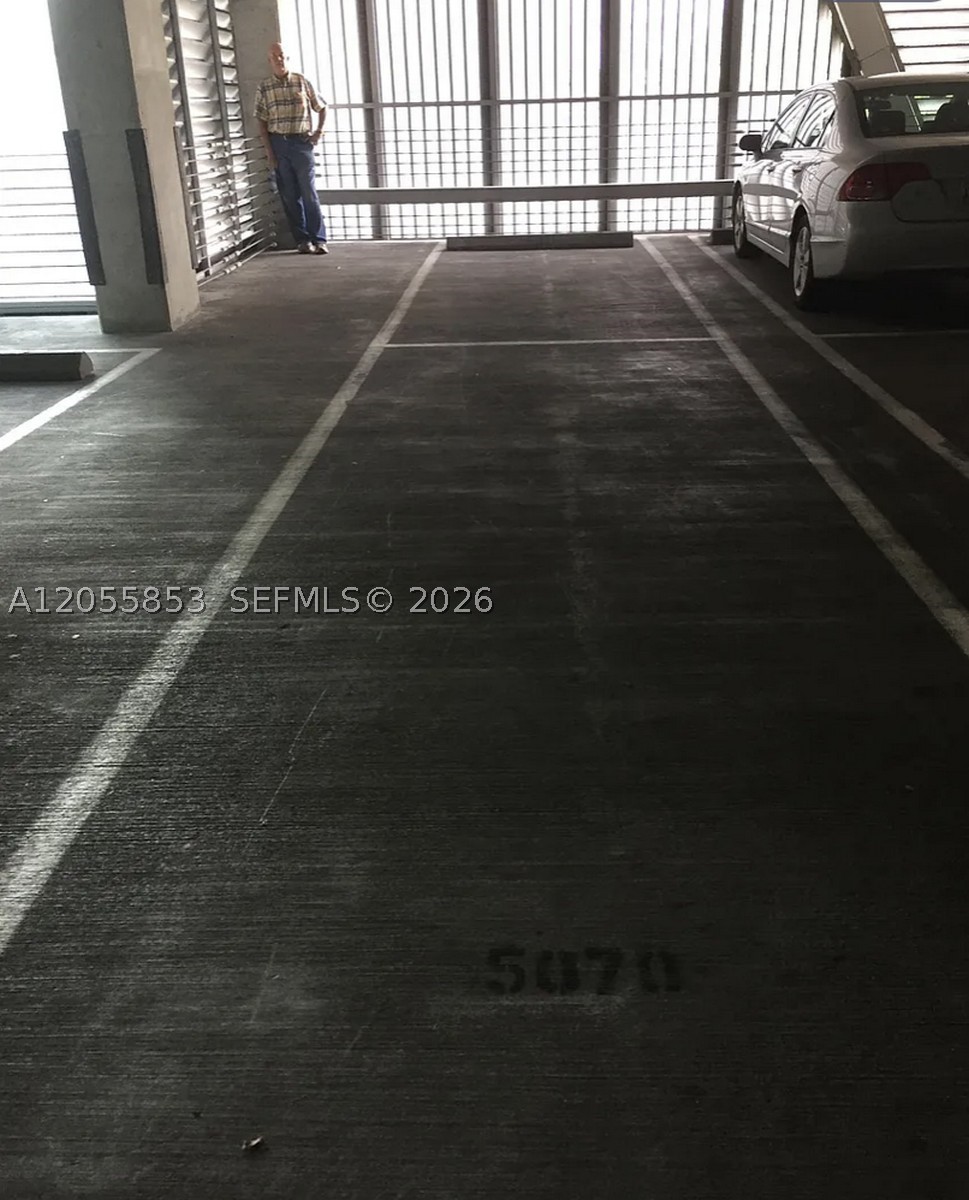 image Axis on Brickell South10