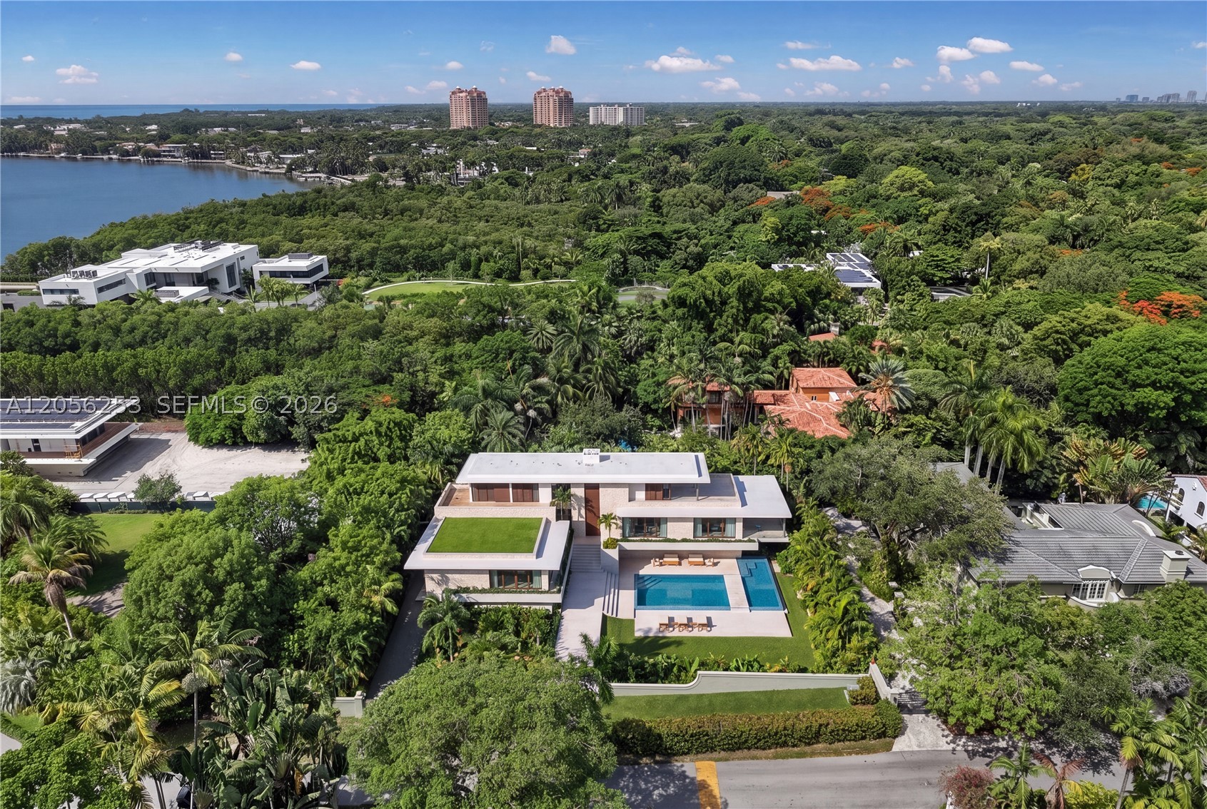 3400 S Moorings Way Miami, FL 33133