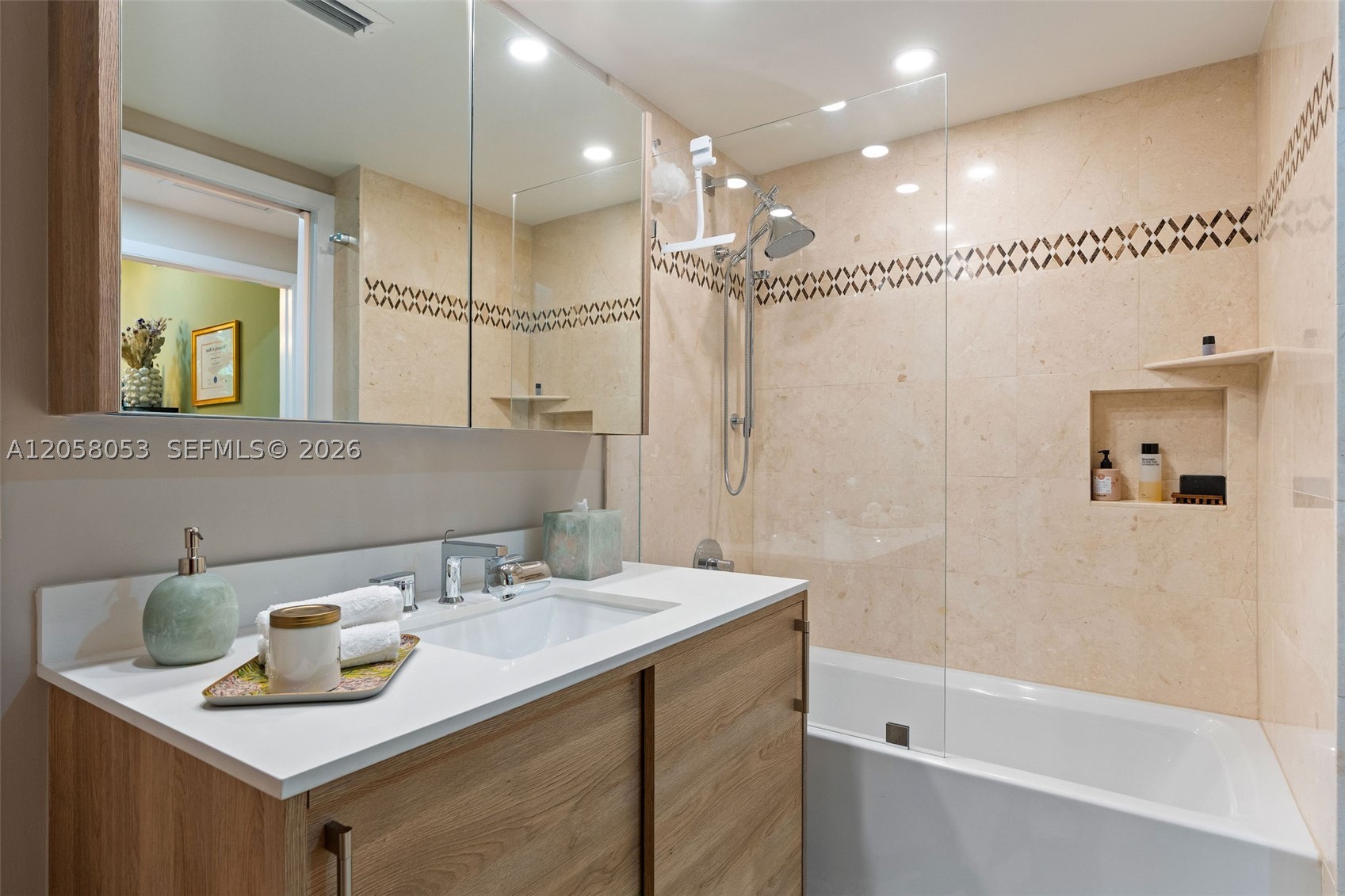 3001 SW 27th Ave #201 Miami, FL 33133