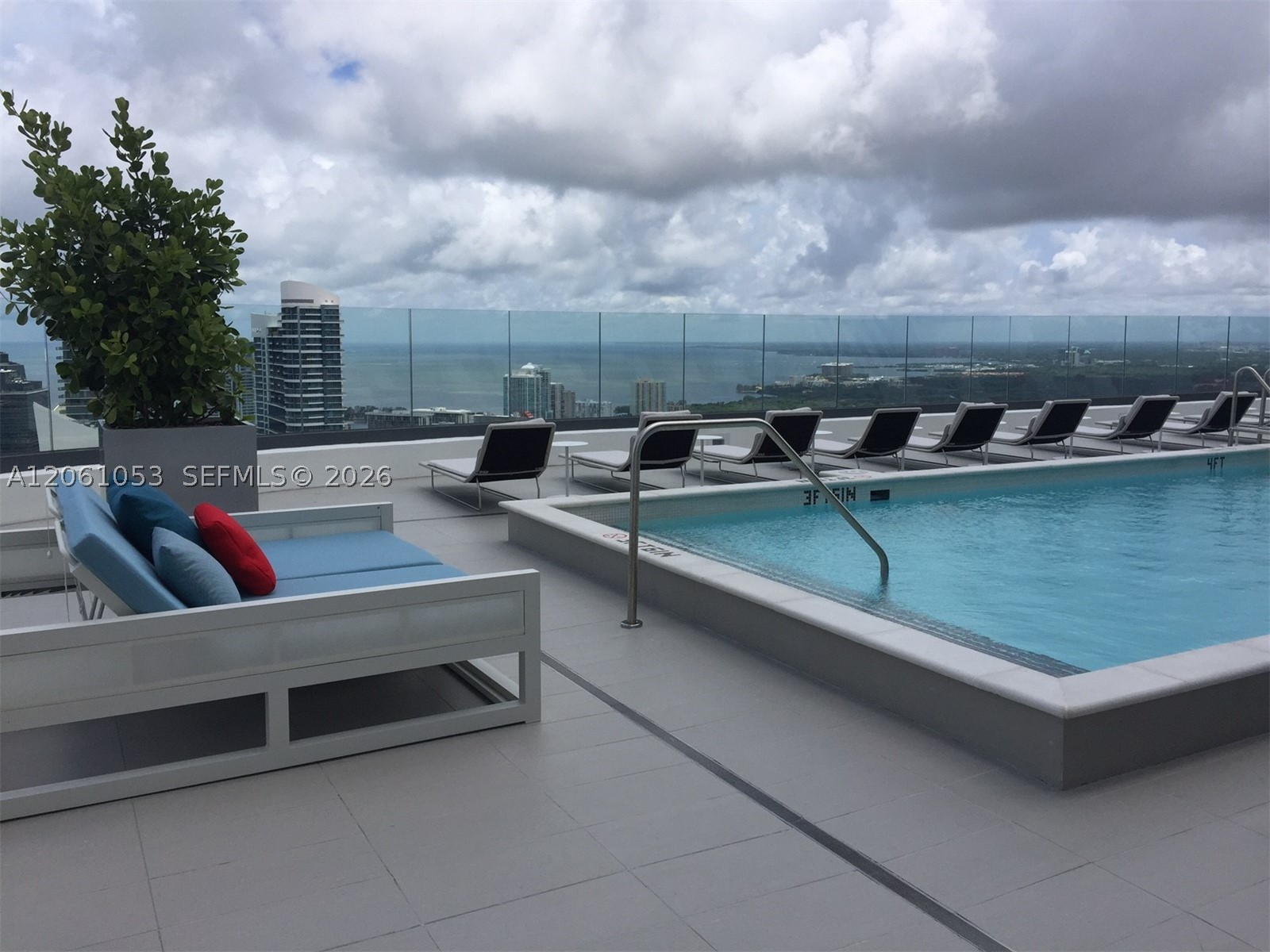 image Brickell Heights East18