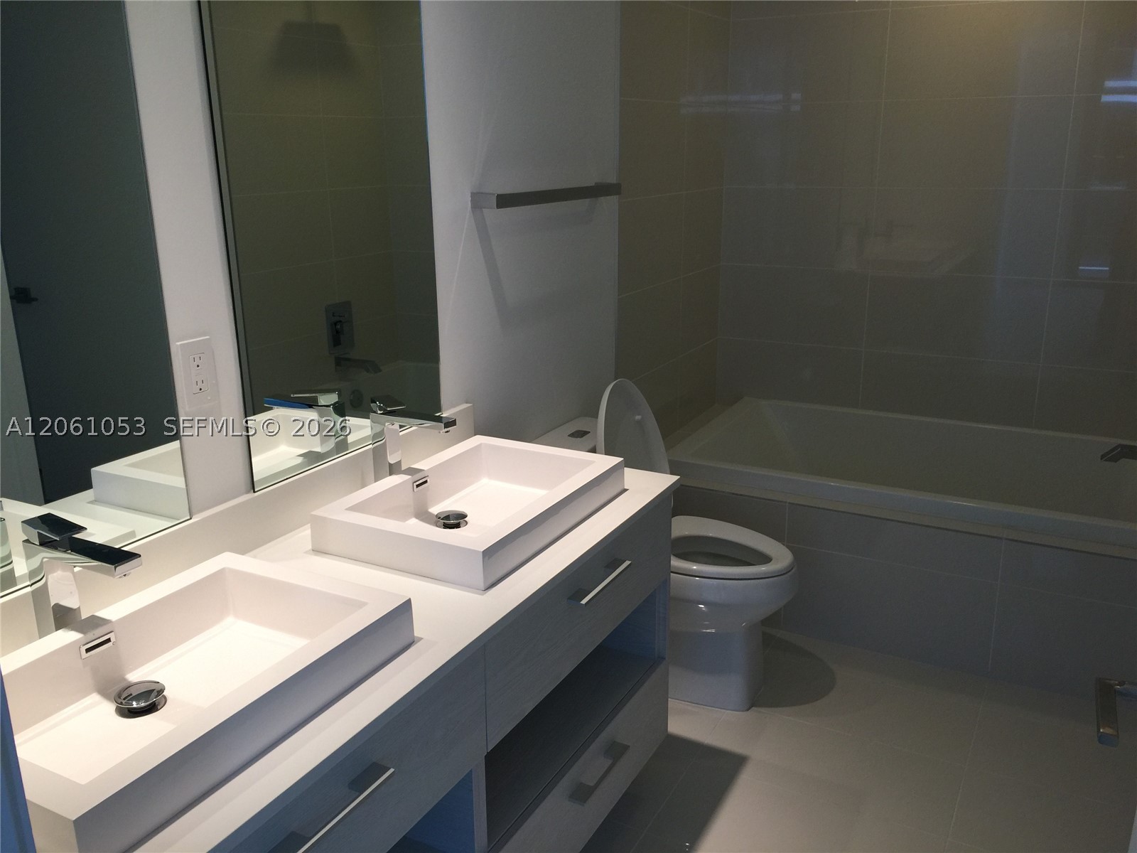 image Brickell Heights East1