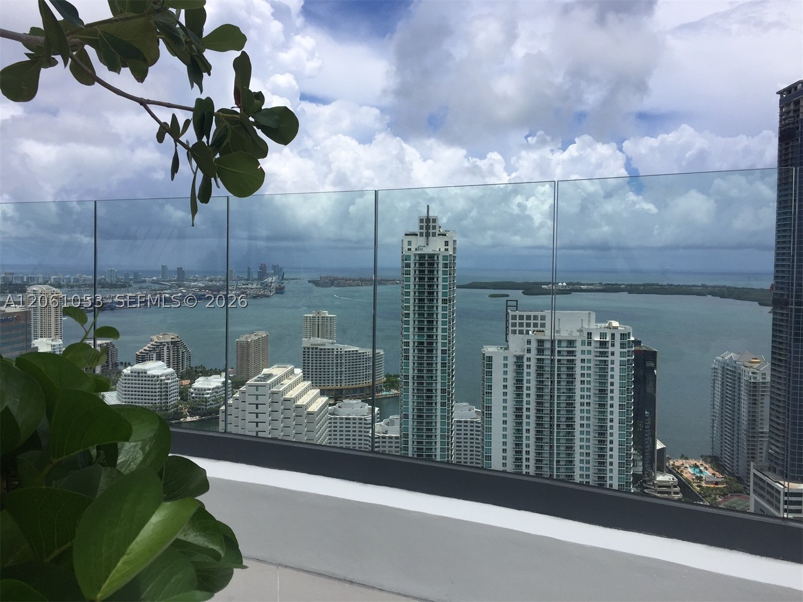 image Brickell Heights East19