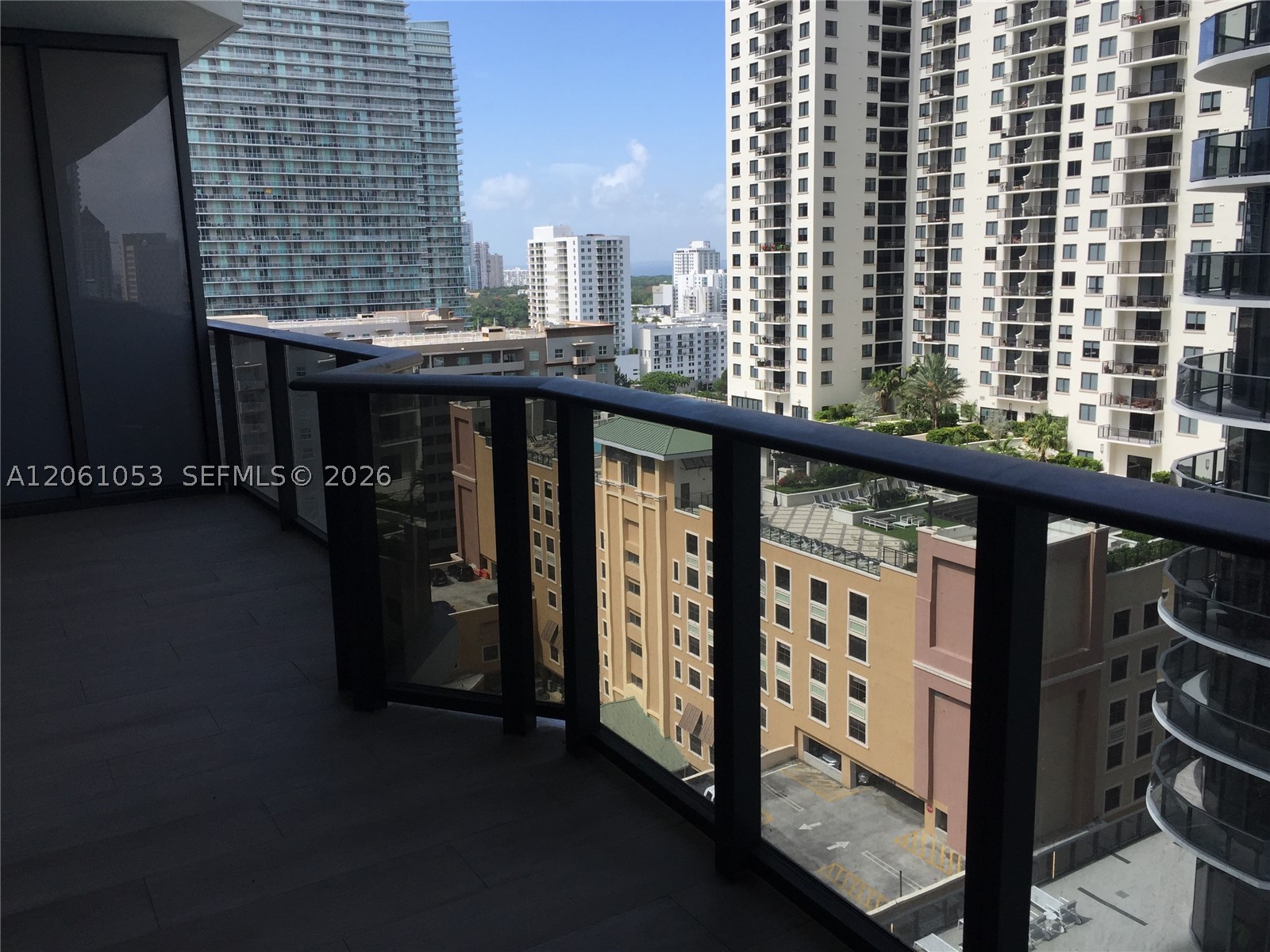 image Brickell Heights East8
