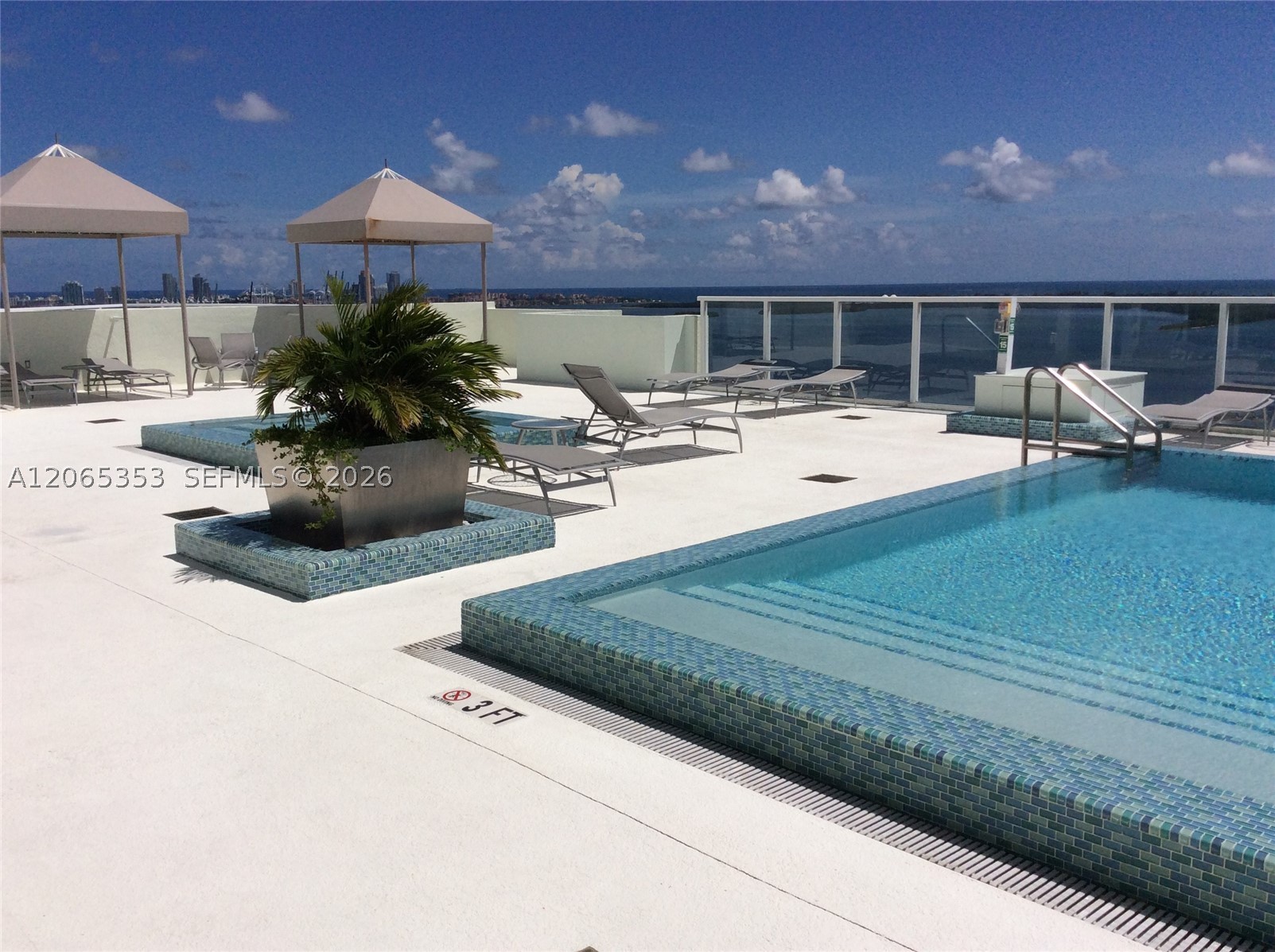 image Emerald at Brickell12