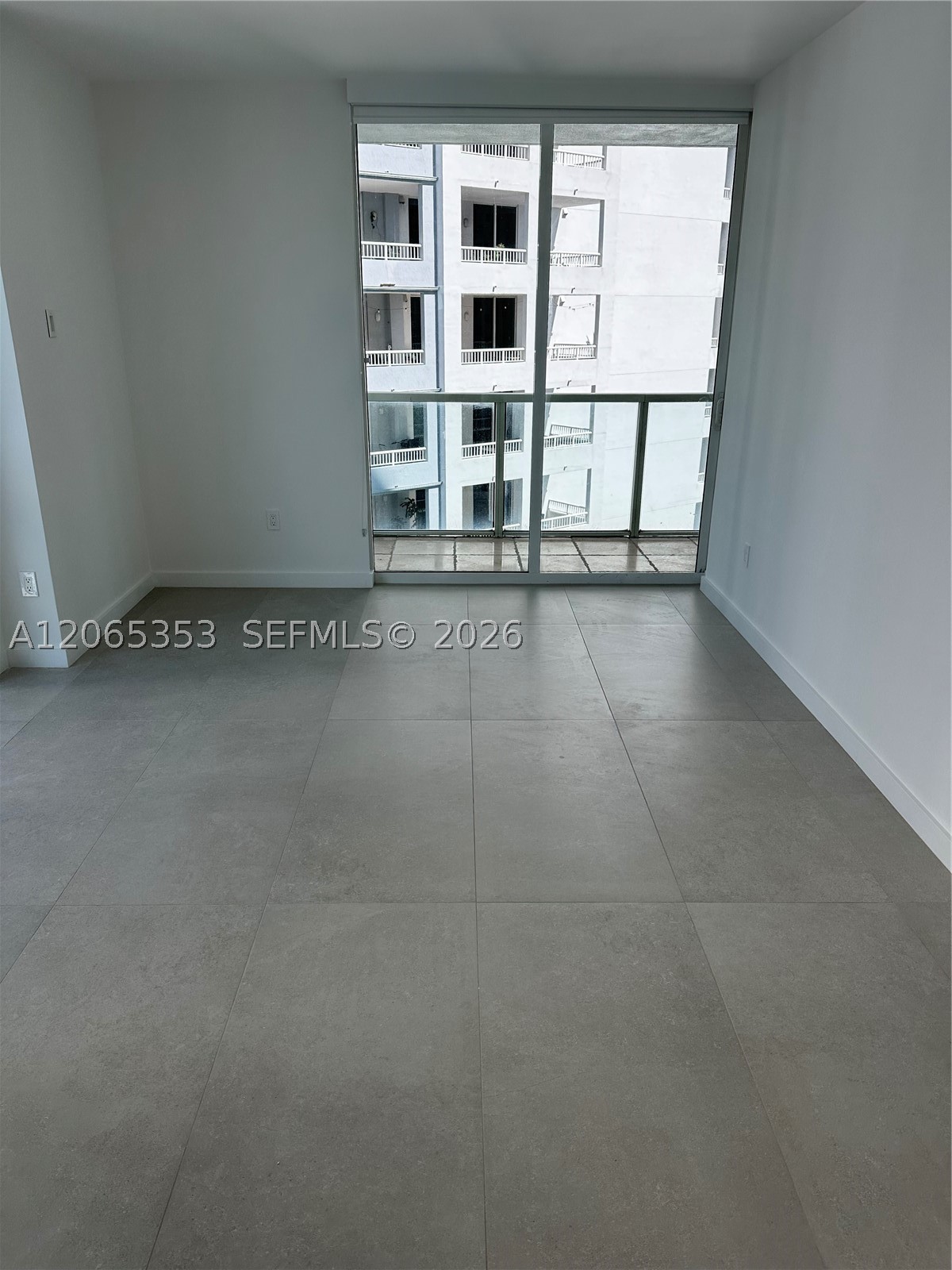 image Emerald at Brickell3