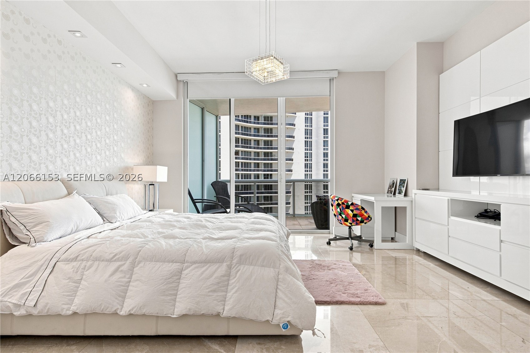 15811 Collins Ave #2802 Sunny Isles Beach, FL 33160