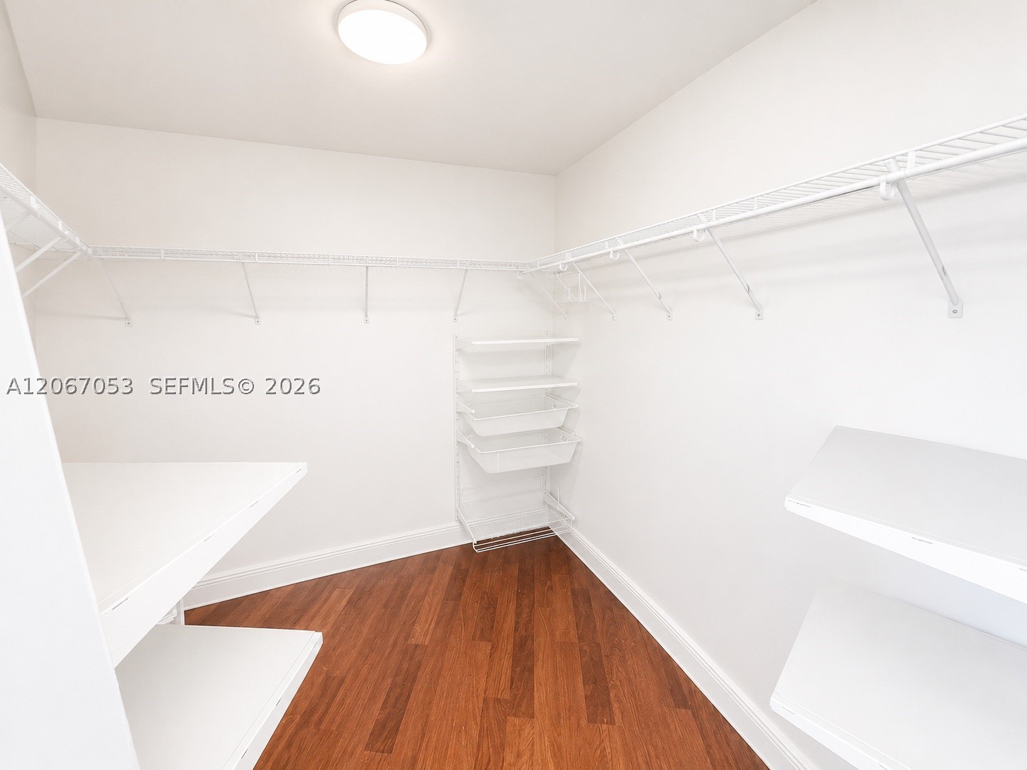 image Platinum Condominium9
