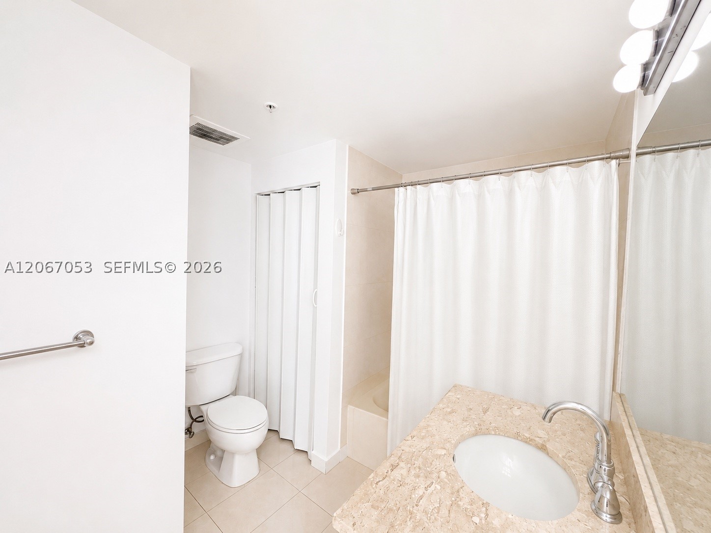image Platinum Condominium11