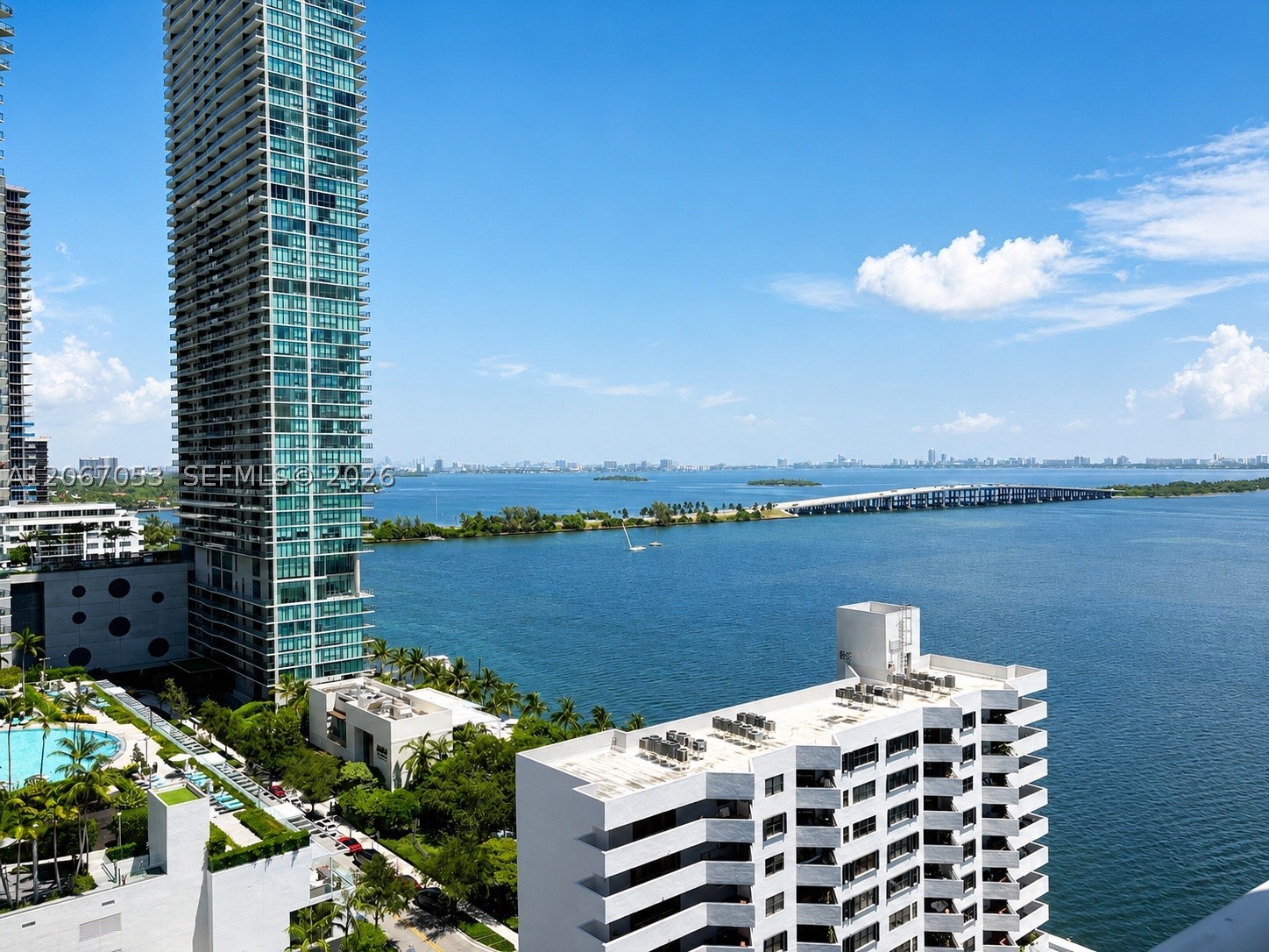 image Platinum Condominium13