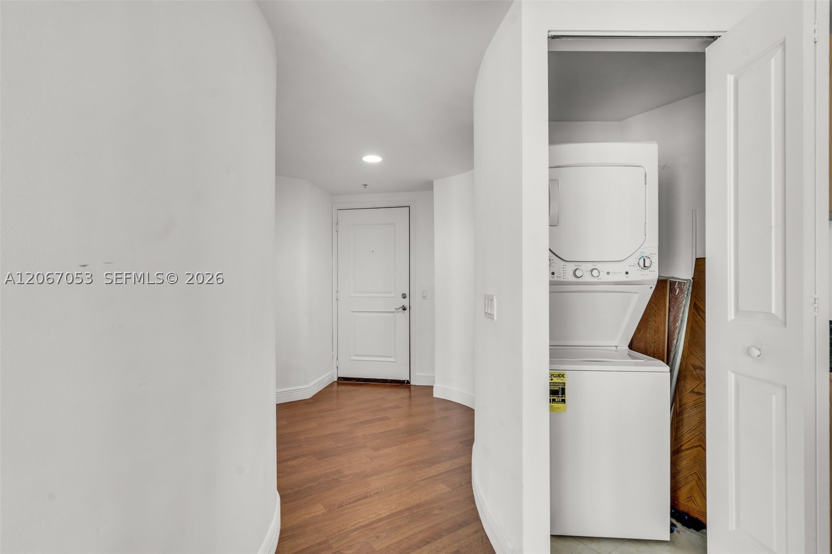 image Platinum Condominium22