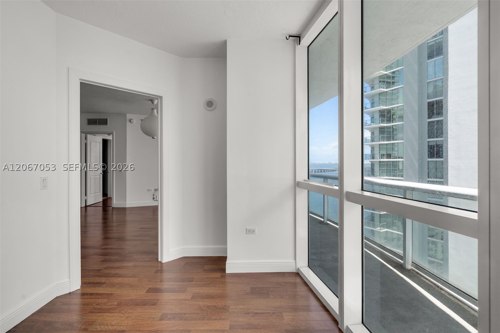 image Platinum Condominium24
