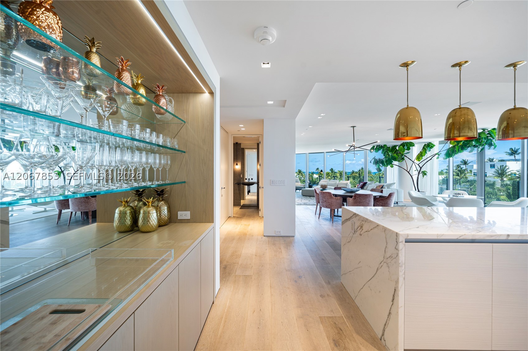 1 Collins Ave #406 Miami Beach, FL 33139