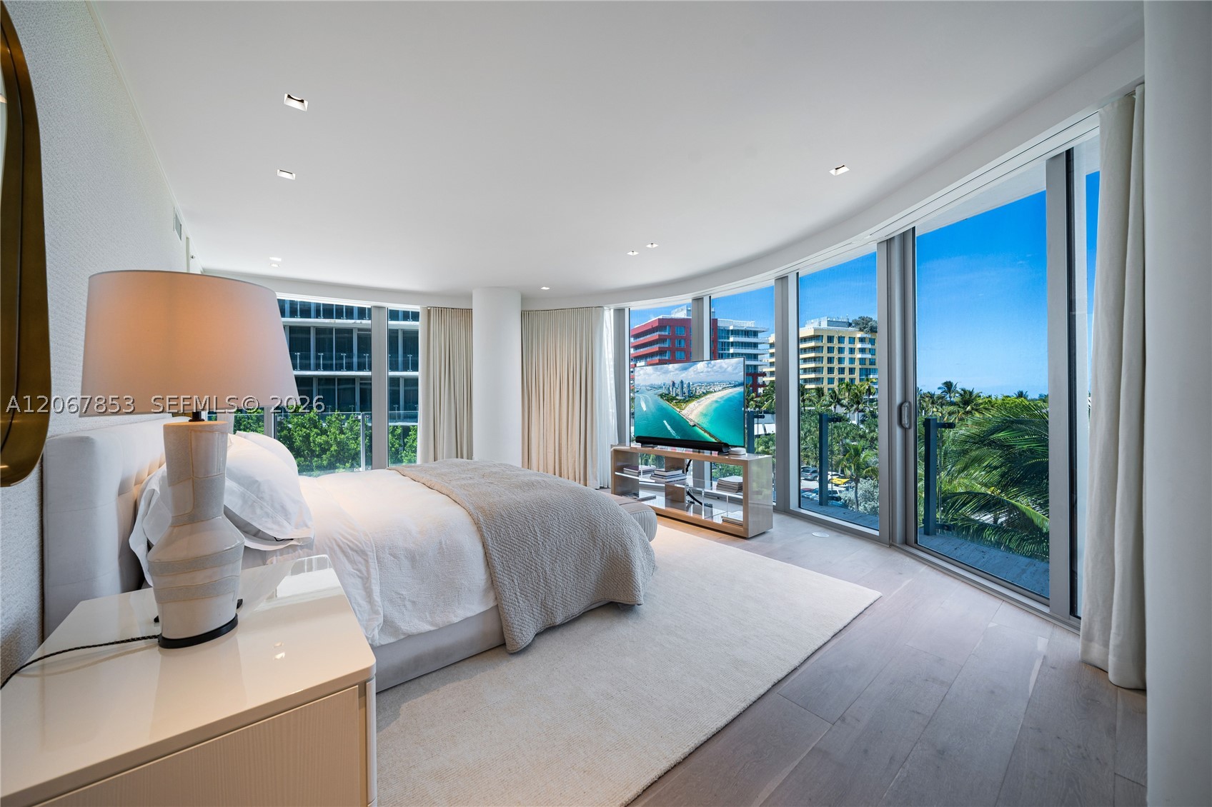 1 Collins Ave #406 Miami Beach, FL 33139