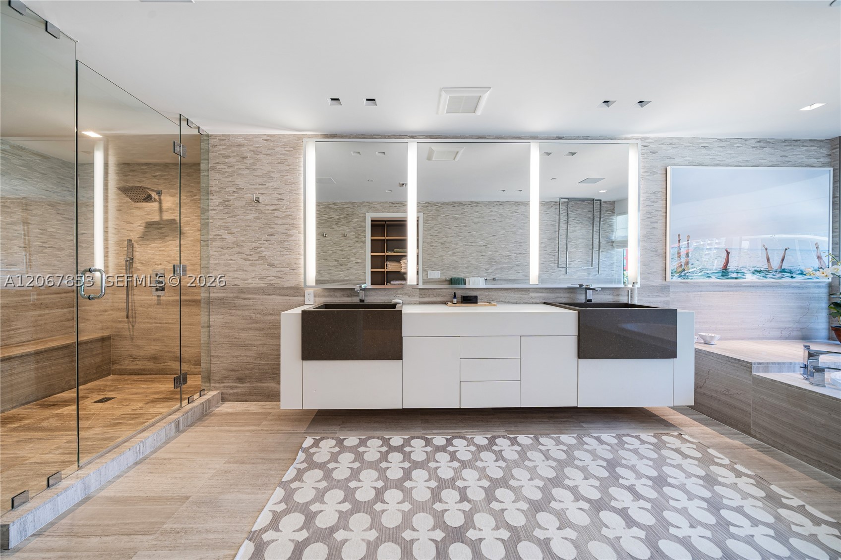 1 Collins Ave #406 Miami Beach, FL 33139