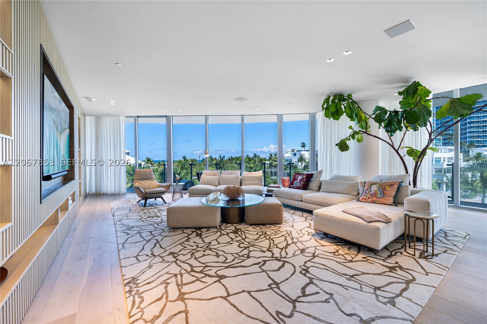 1 Collins Ave #406 Miami Beach, FL 33139