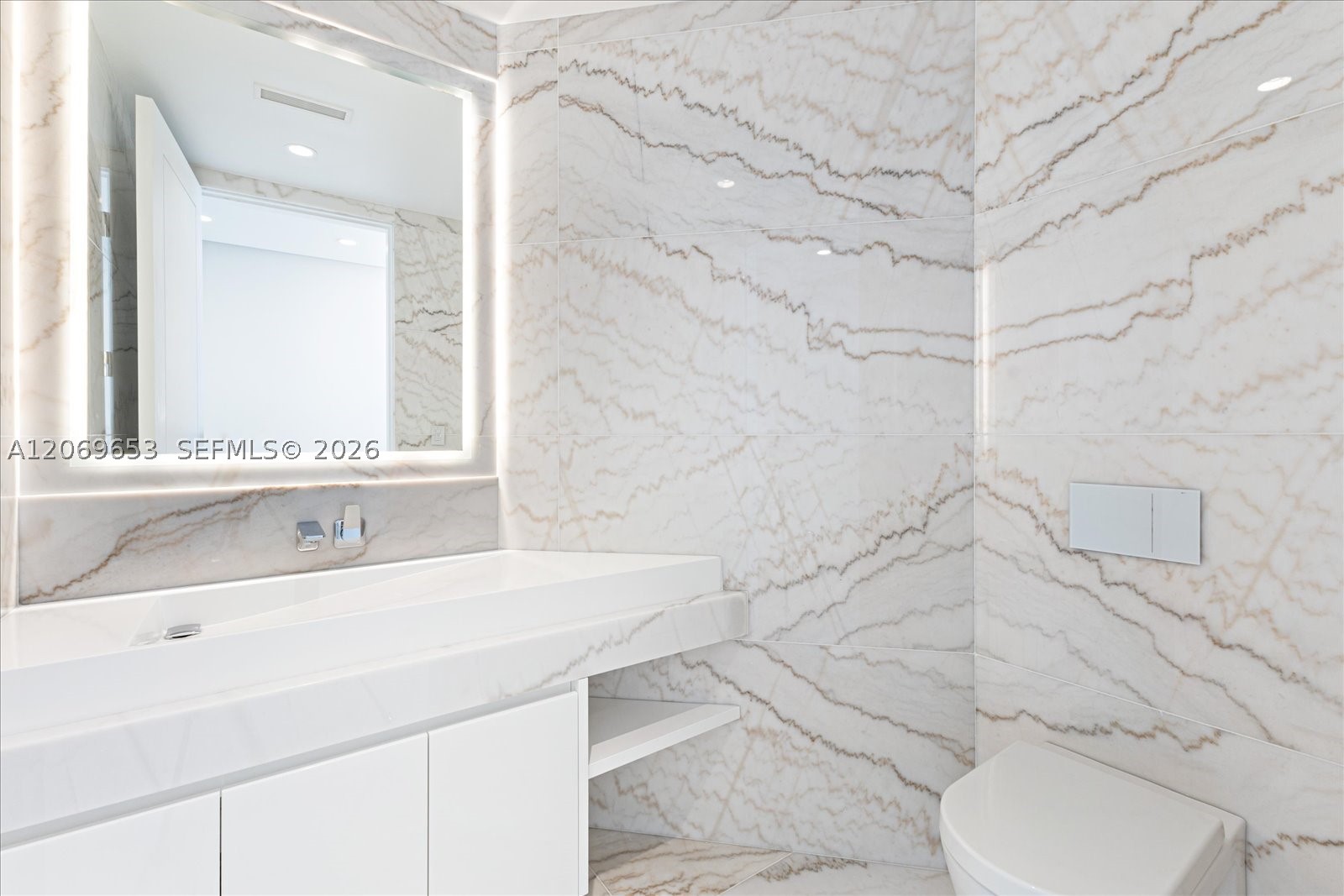 17975 Collins Ave #N2001 Sunny Isles Beach, FL 33160