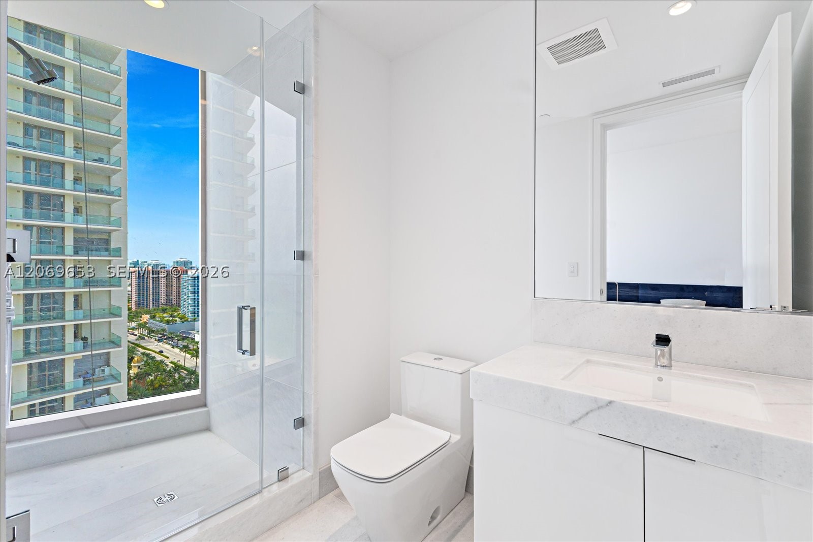 17975 Collins Ave #N2001 Sunny Isles Beach, FL 33160