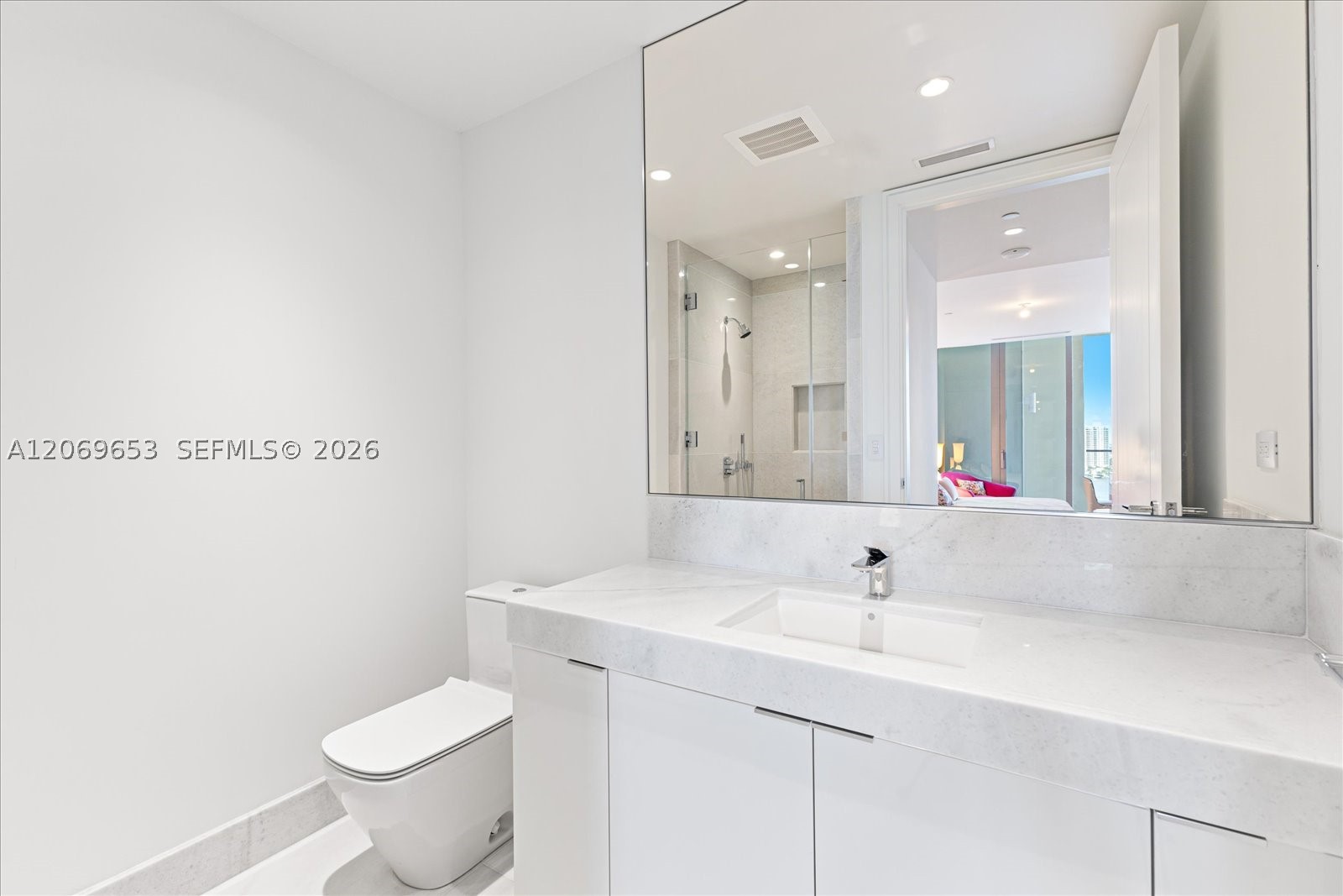17975 Collins Ave #N2001 Sunny Isles Beach, FL 33160