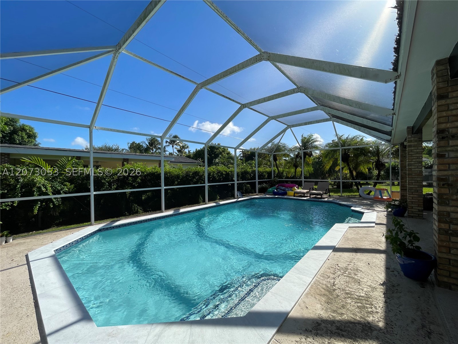 8522 SW 148th Ter Palmetto Bay, FL 33158