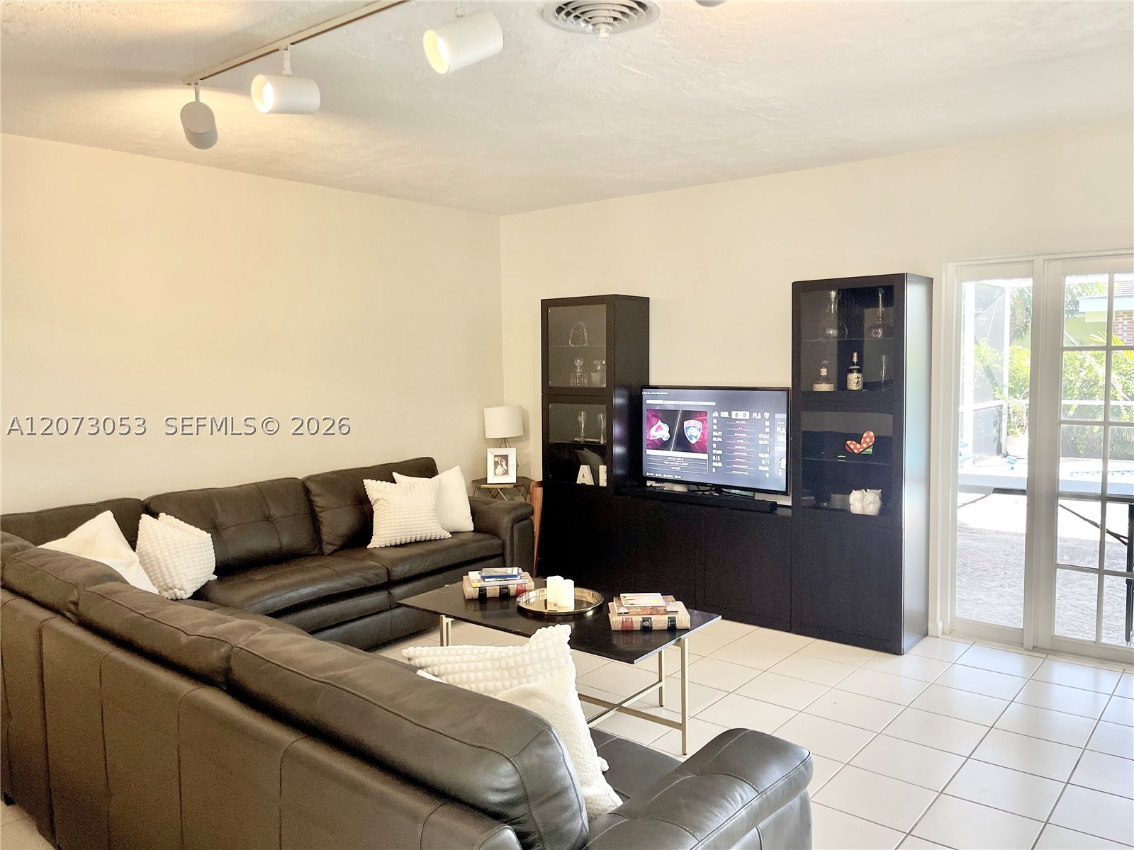 8522 SW 148th Ter Palmetto Bay, FL 33158