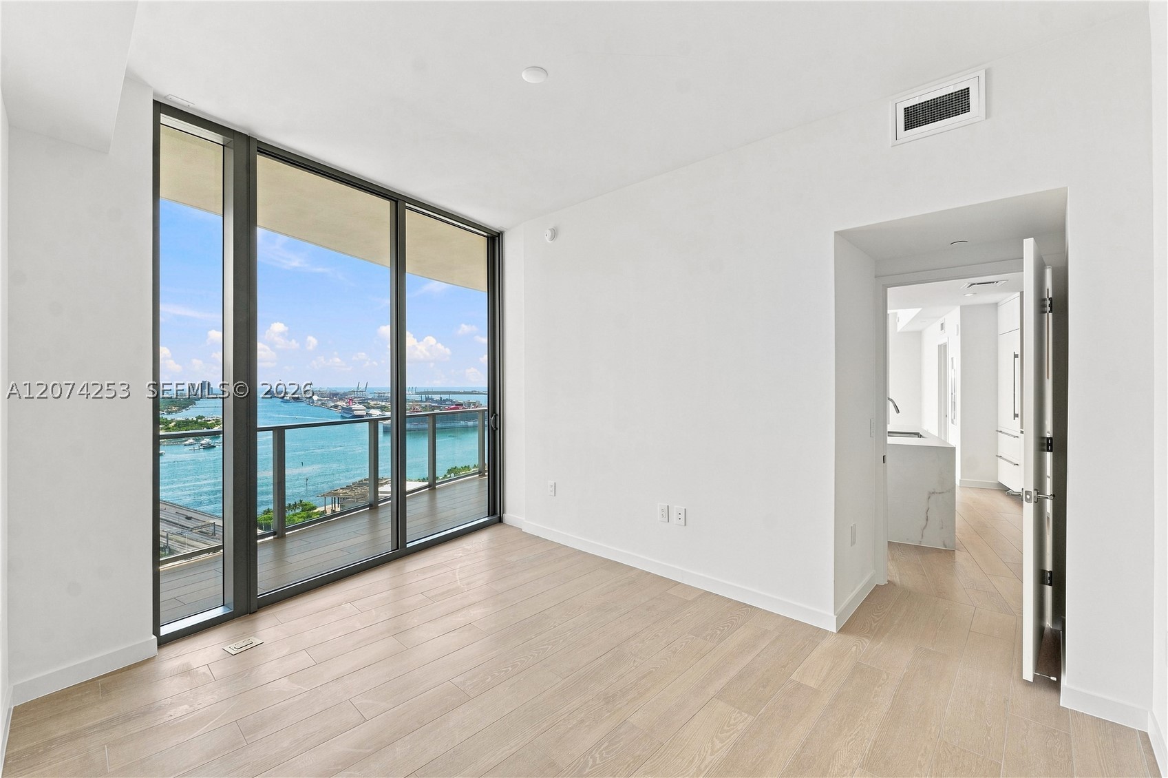 1400 Biscayne Blvd #3201 Miami, FL 33132