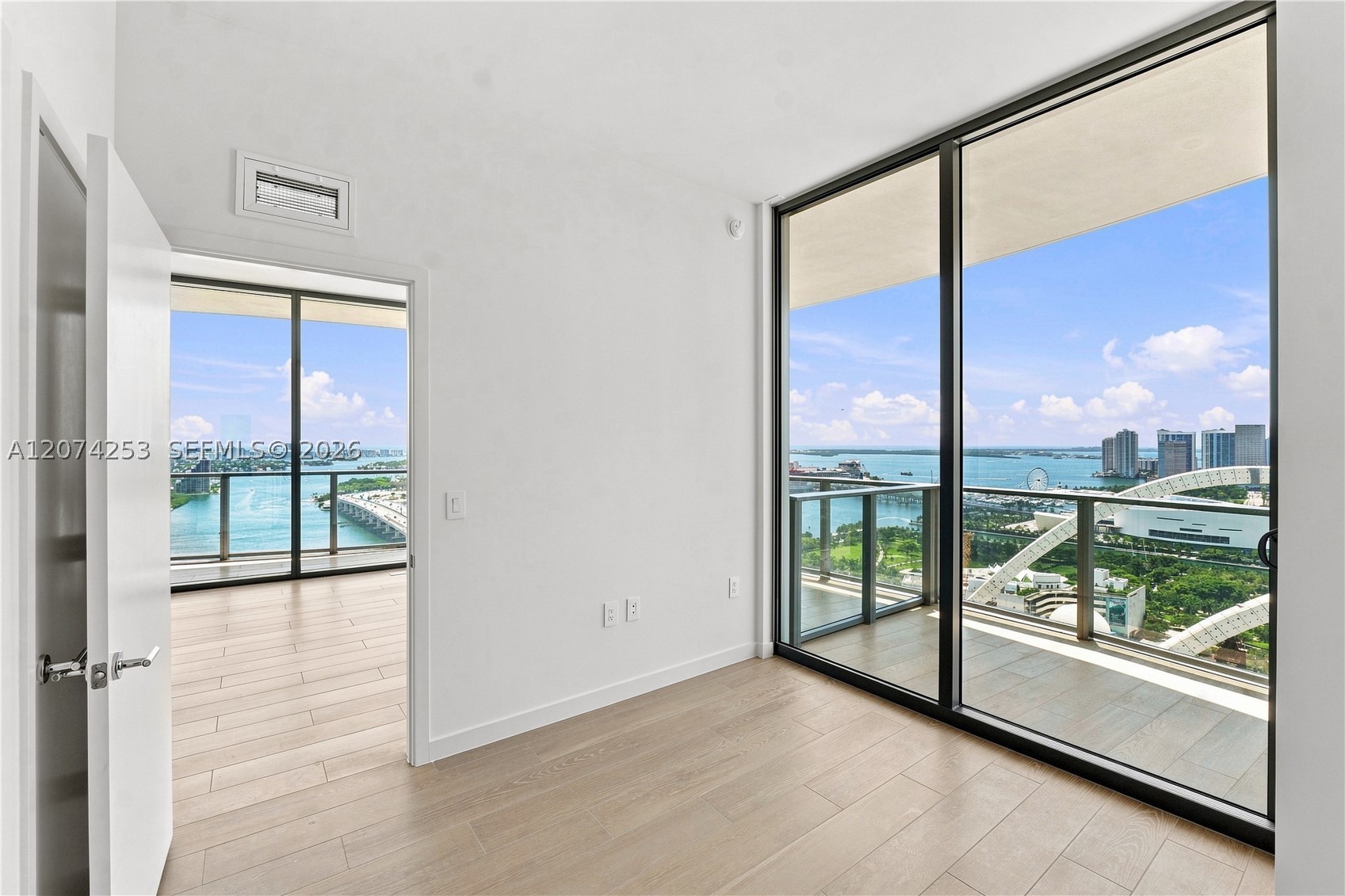 1400 Biscayne Blvd #3201 Miami, FL 33132