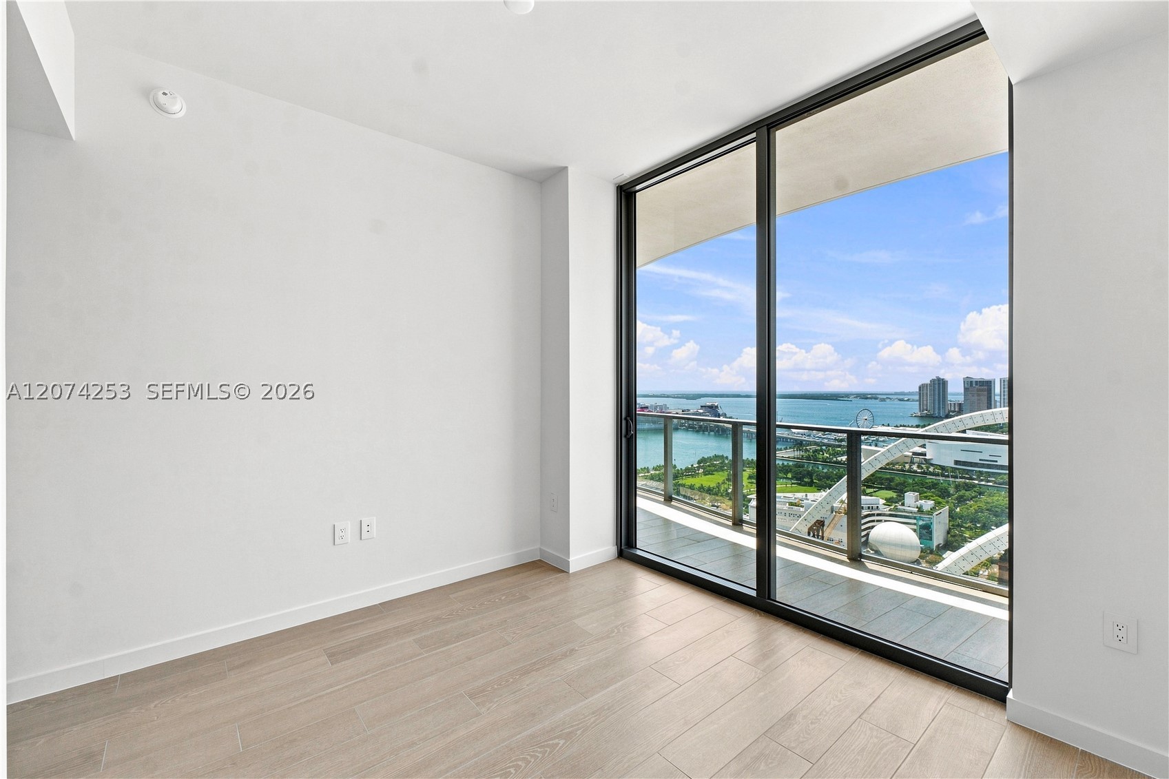 1400 Biscayne Blvd #3201 Miami, FL 33132