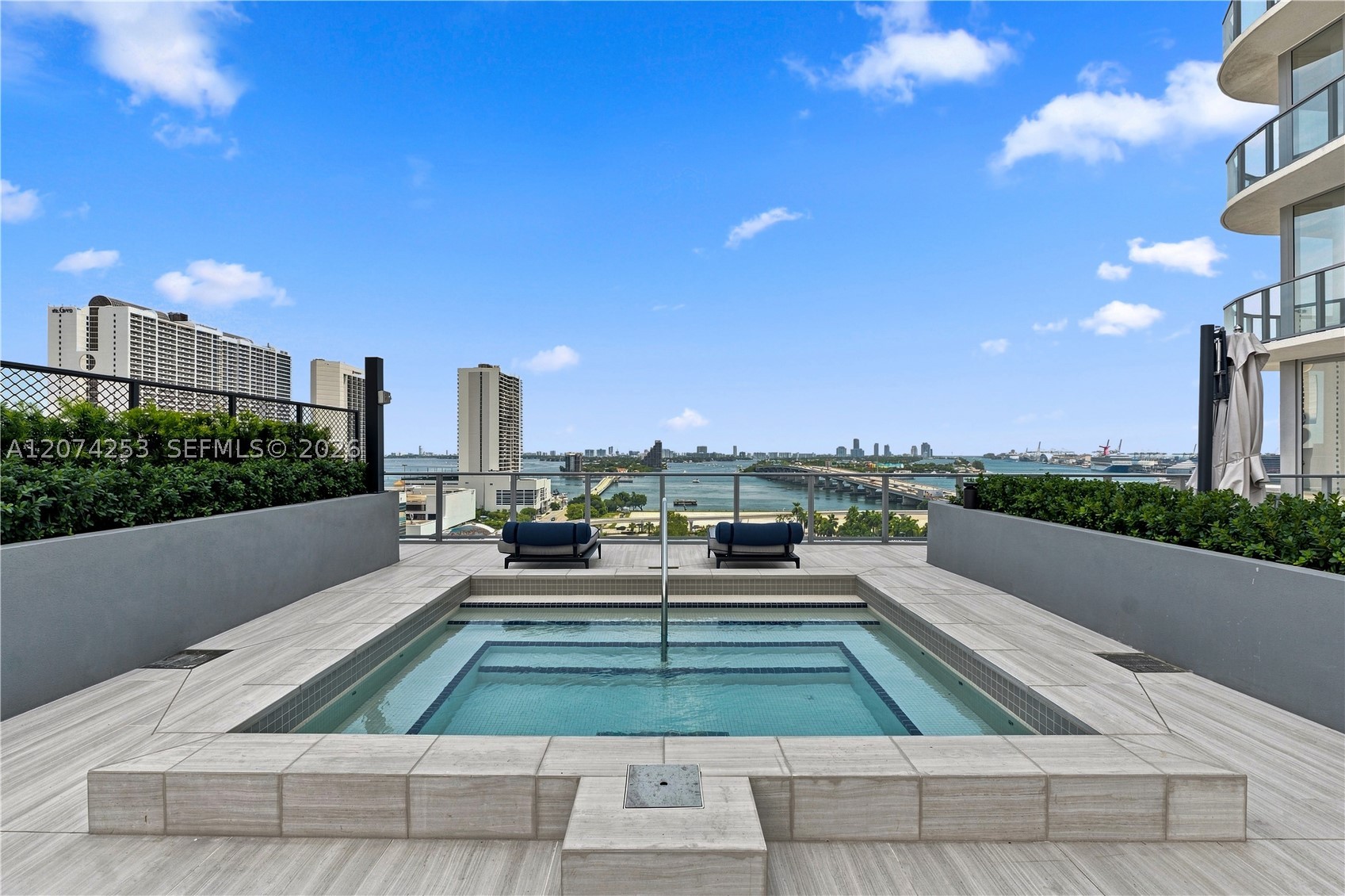 1400 Biscayne Blvd #3201 Miami, FL 33132
