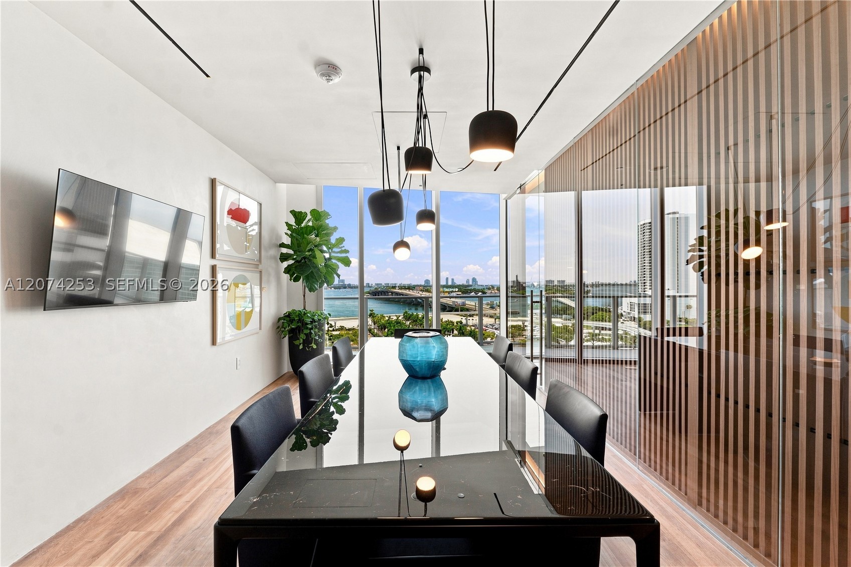 1400 Biscayne Blvd #3201 Miami, FL 33132