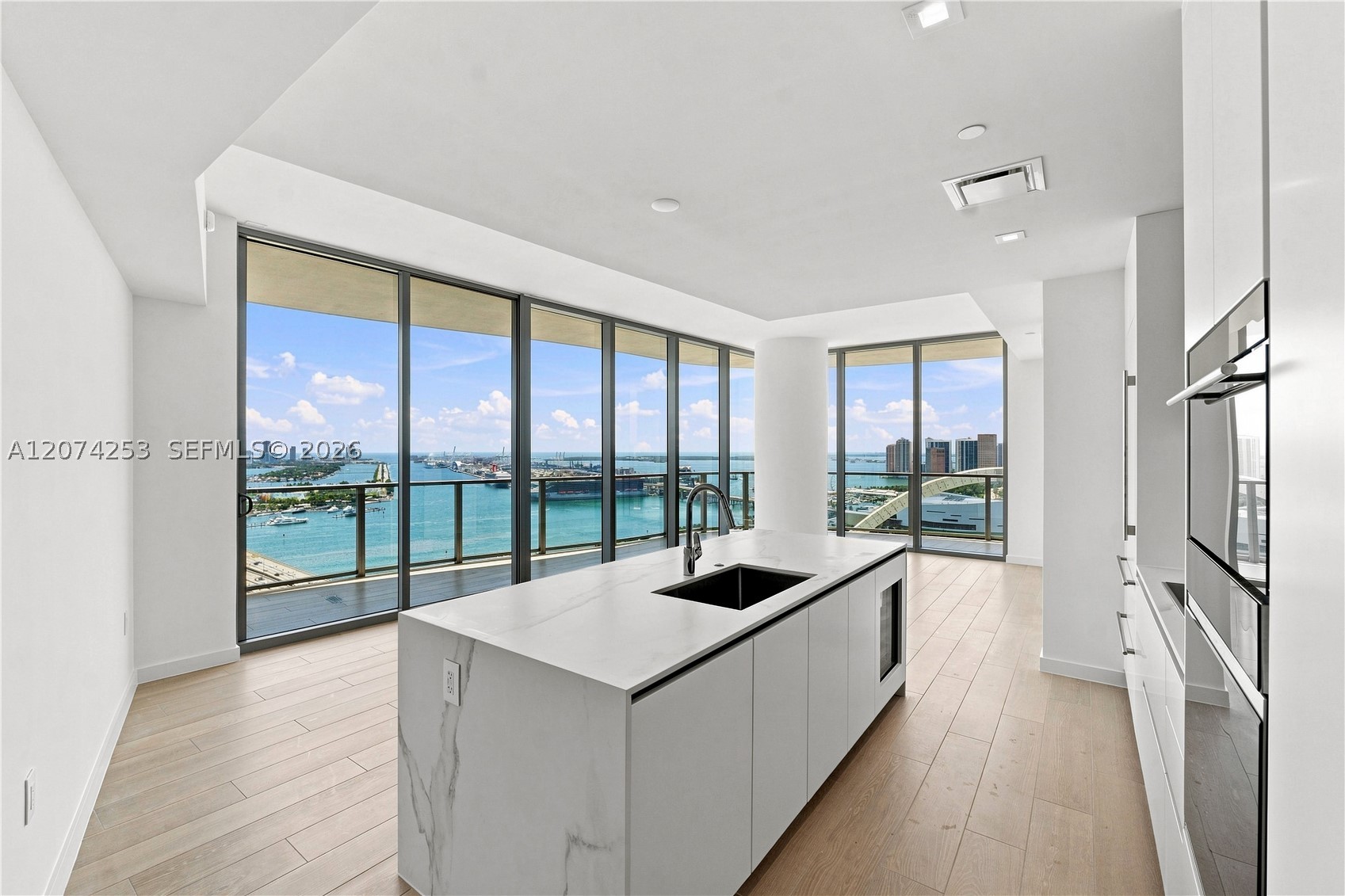 1400 Biscayne Blvd #3201 Miami, FL 33132