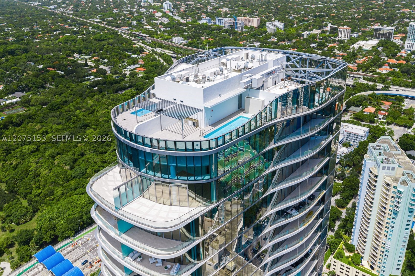 175 SE 25th Rd #UPH01 Miami, FL 33129